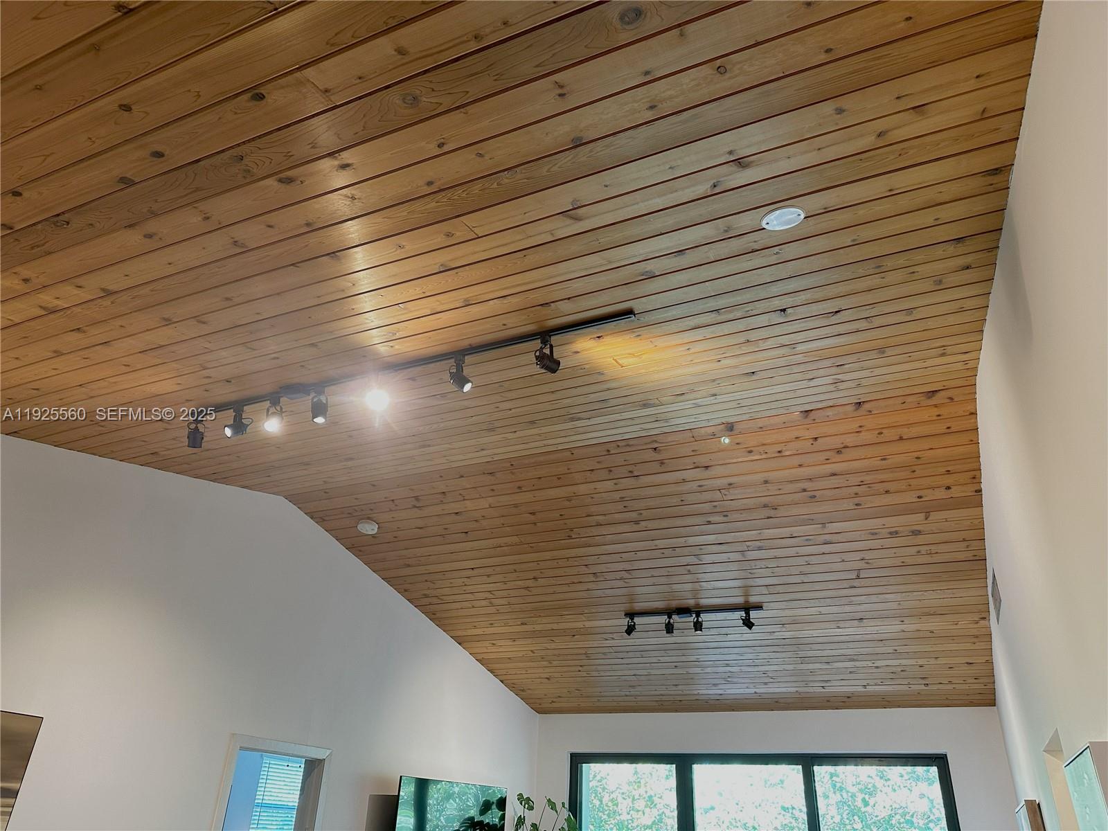 55 Ocean Ln Dr #4020 Key Biscayne, FL 33149