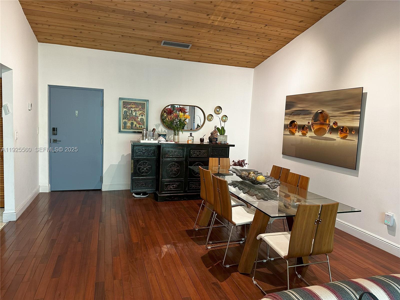 55 Ocean Ln Dr #4020 Key Biscayne, FL 33149