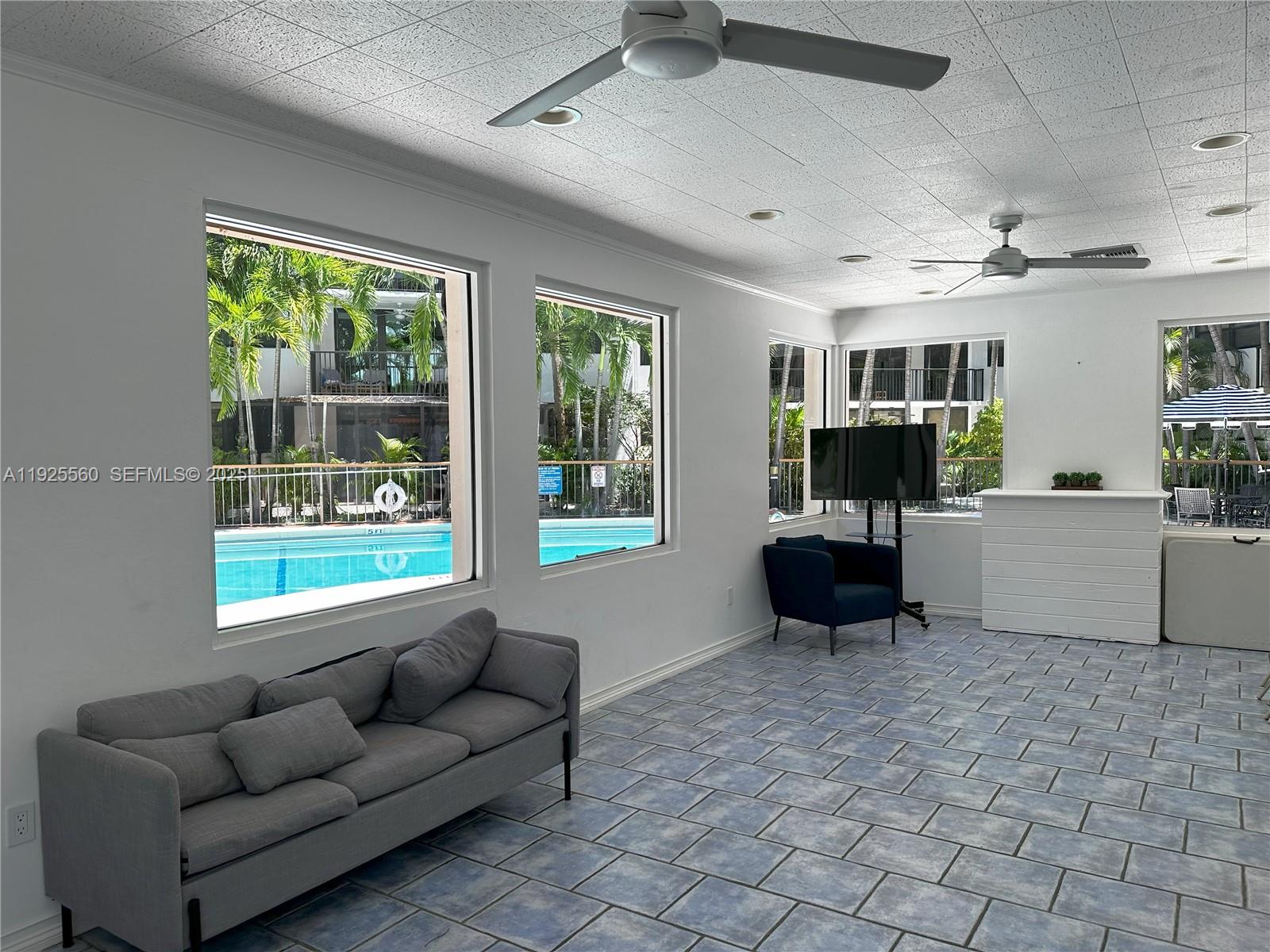 55 Ocean Ln Dr #4020 Key Biscayne, FL 33149