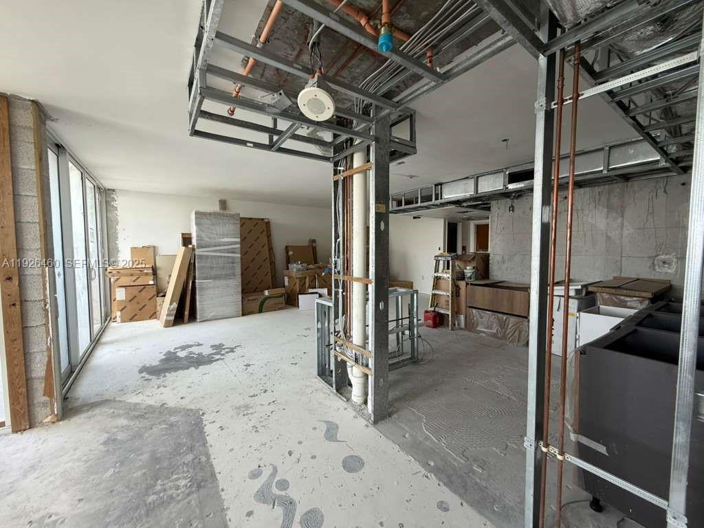 image Sunset Harbour South Cond2