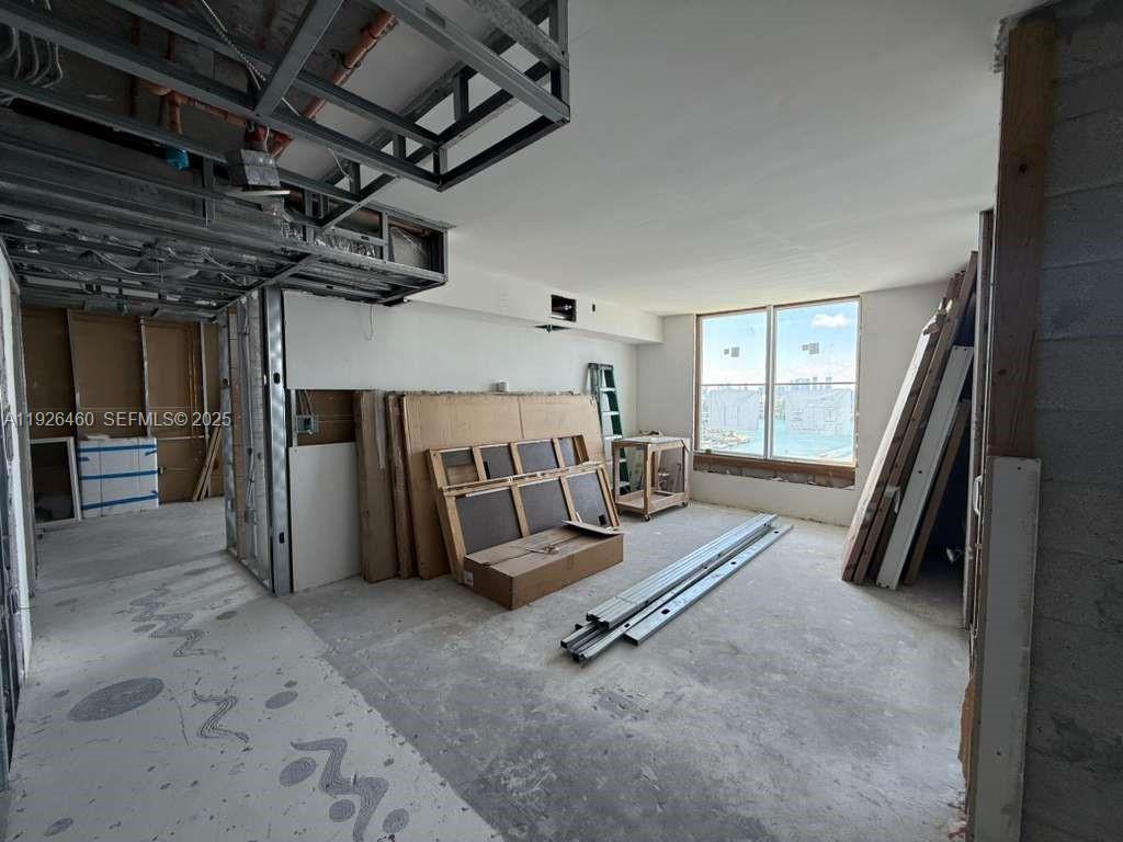 image Sunset Harbour South Cond8