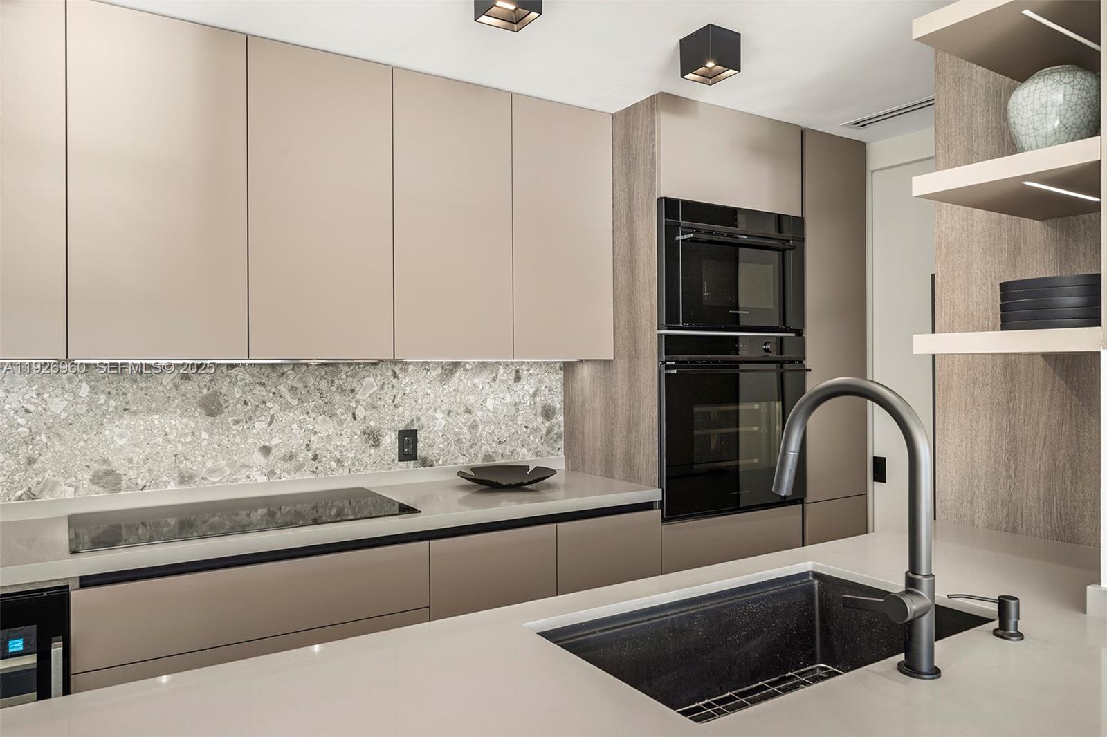 3 Island Ave #09H Miami Beach, FL 33139