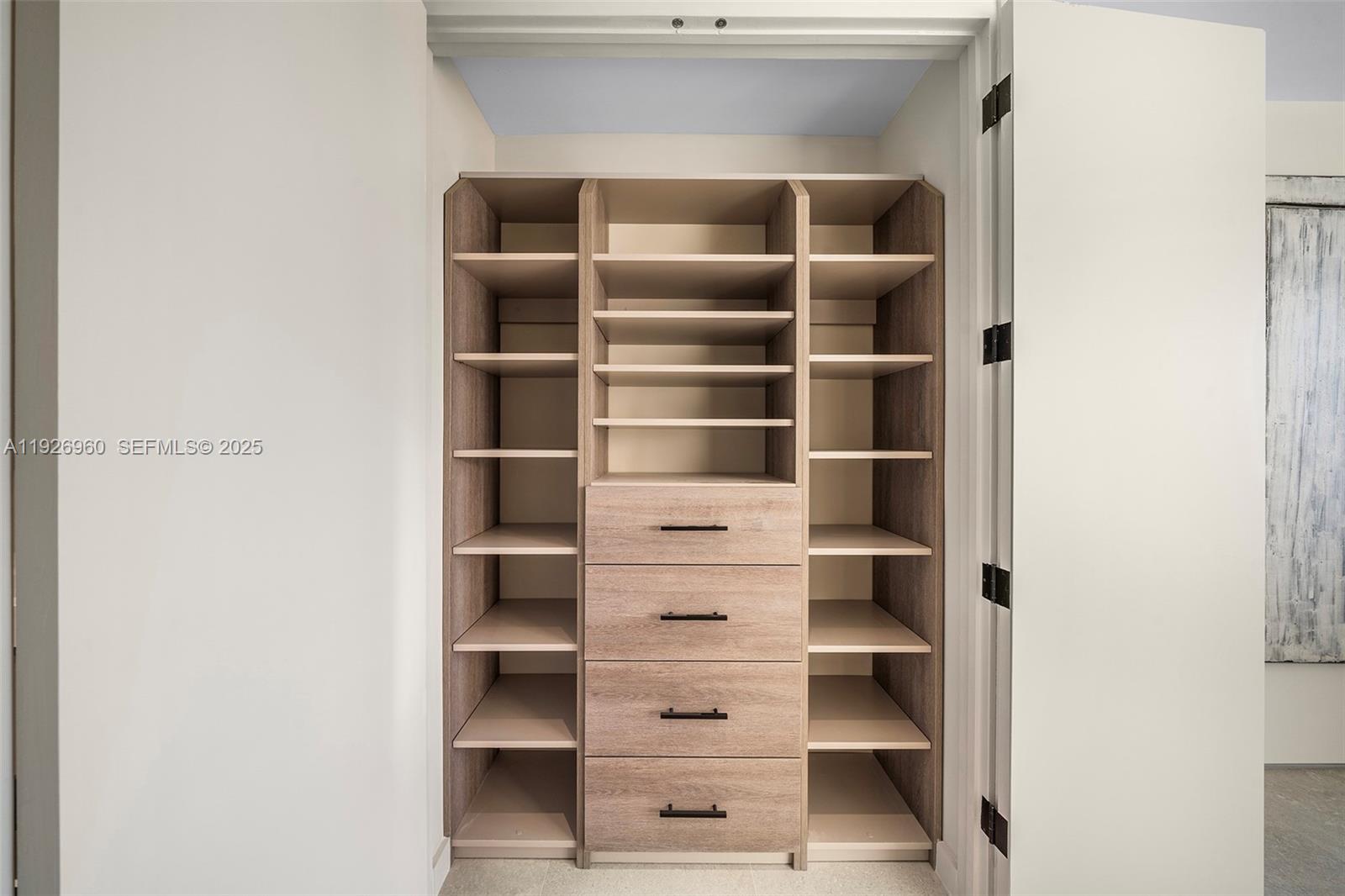 3 Island Ave #09H Miami Beach, FL 33139