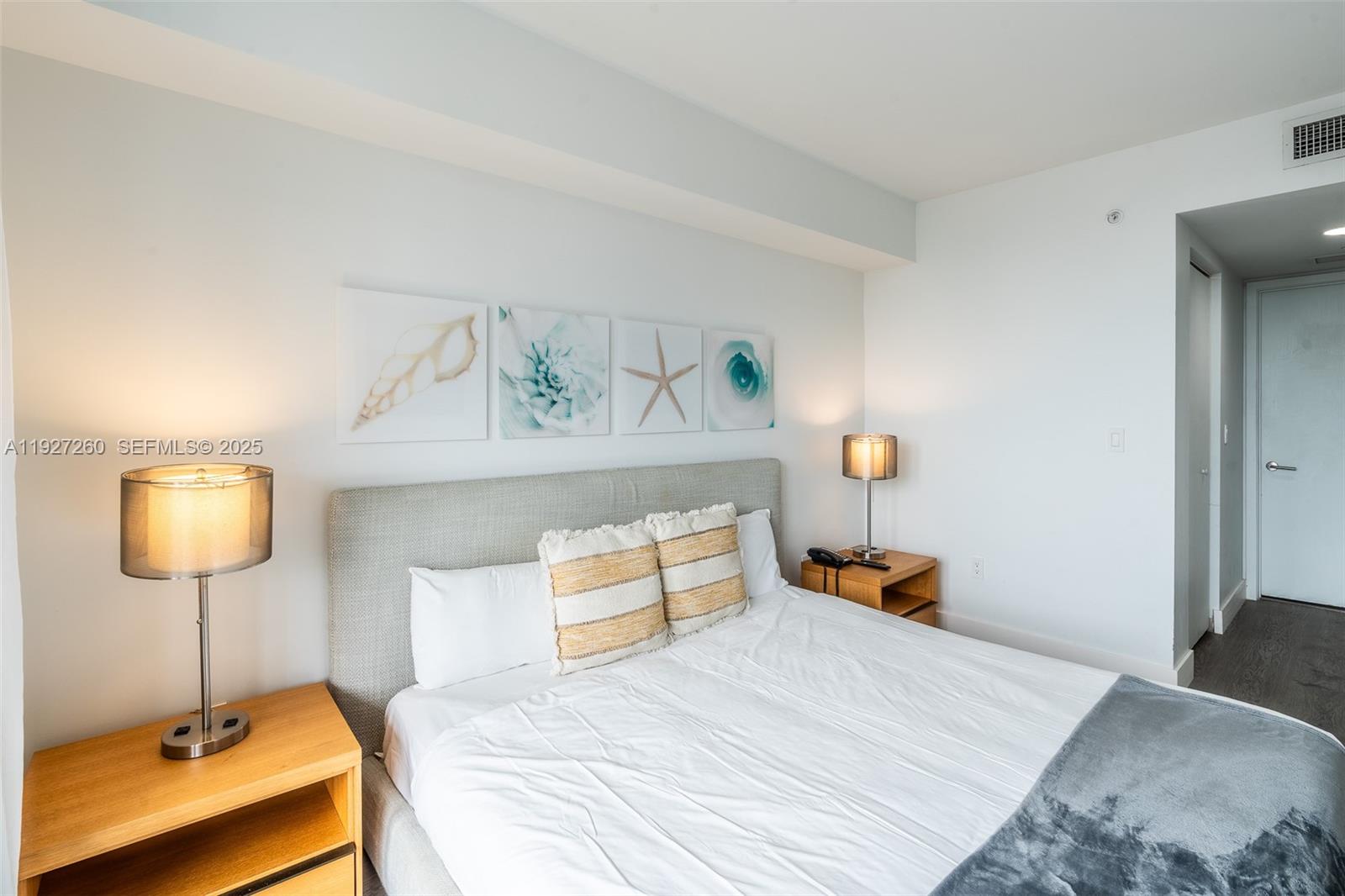 image Beachwalk Hotel & Residences14