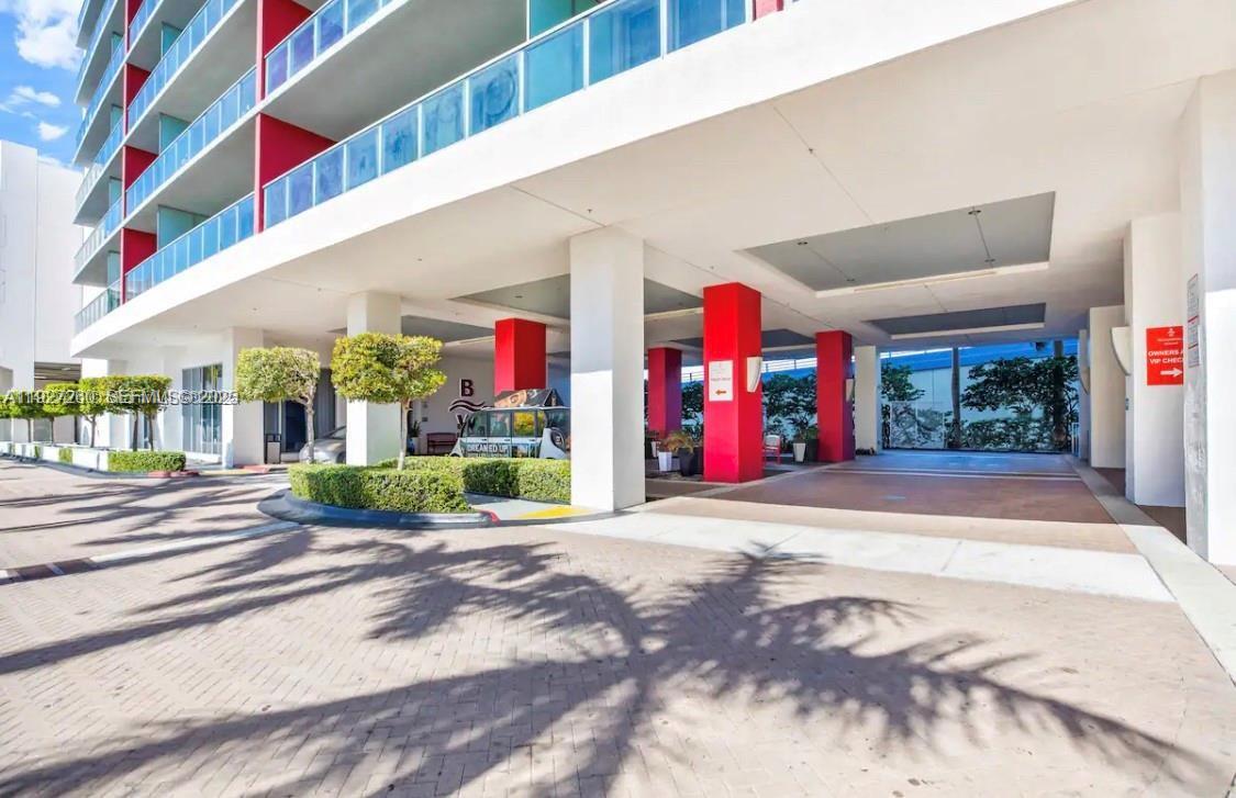 image Beachwalk Hotel & Residences23