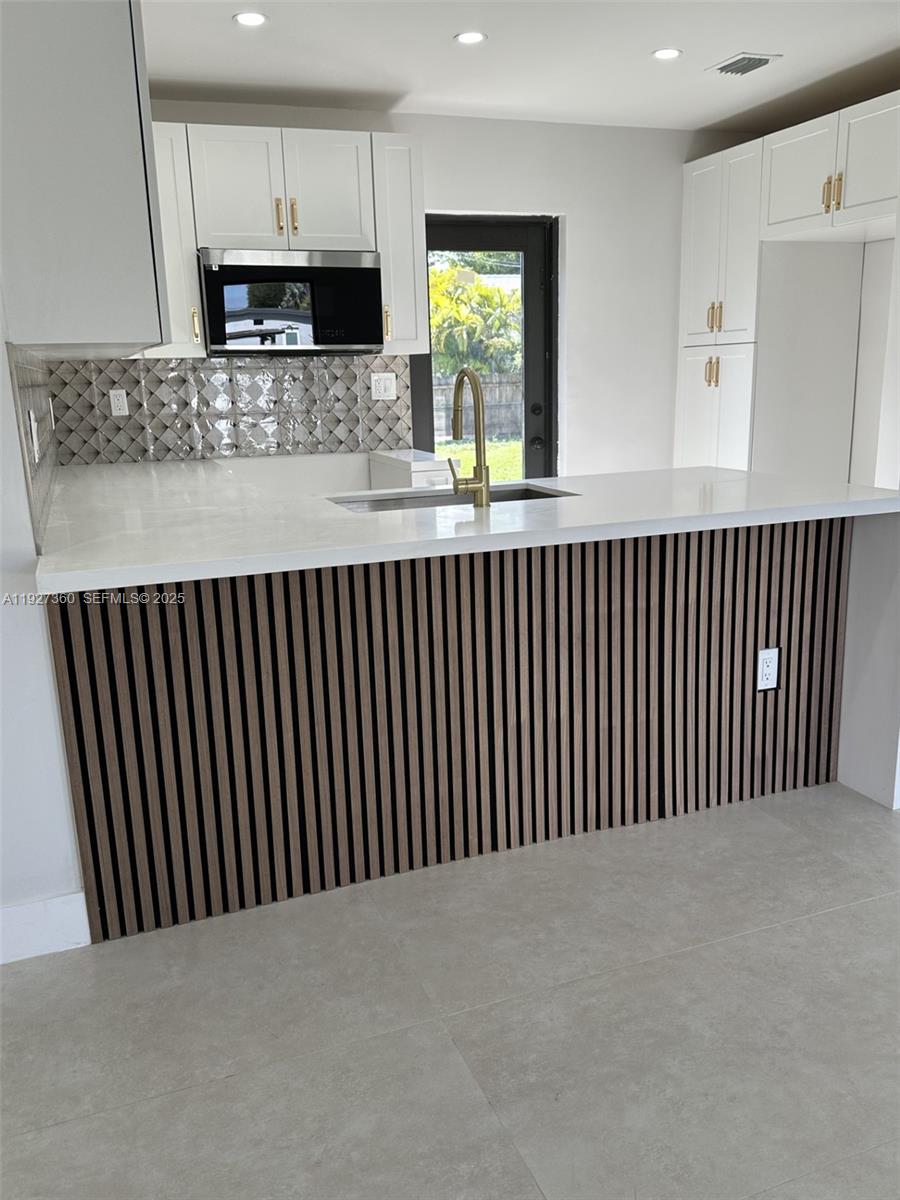 Undisclosed Address Miami, FL 33173