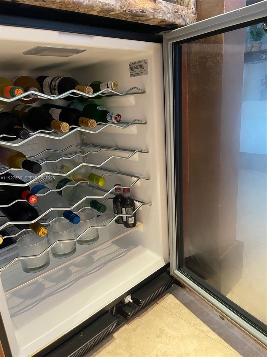 image Jade Residences16