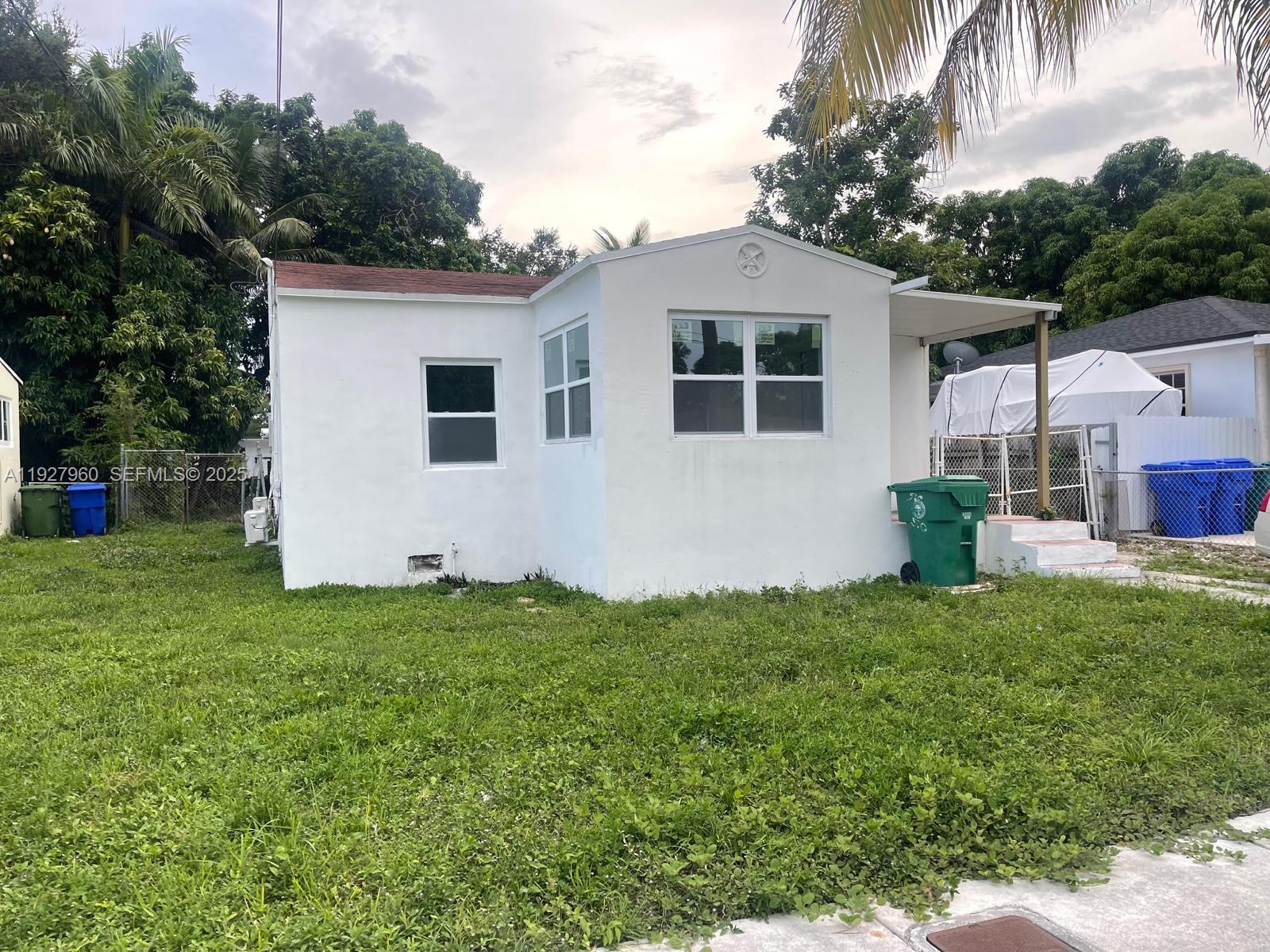 560 NW 53rd St Miami, FL 33127