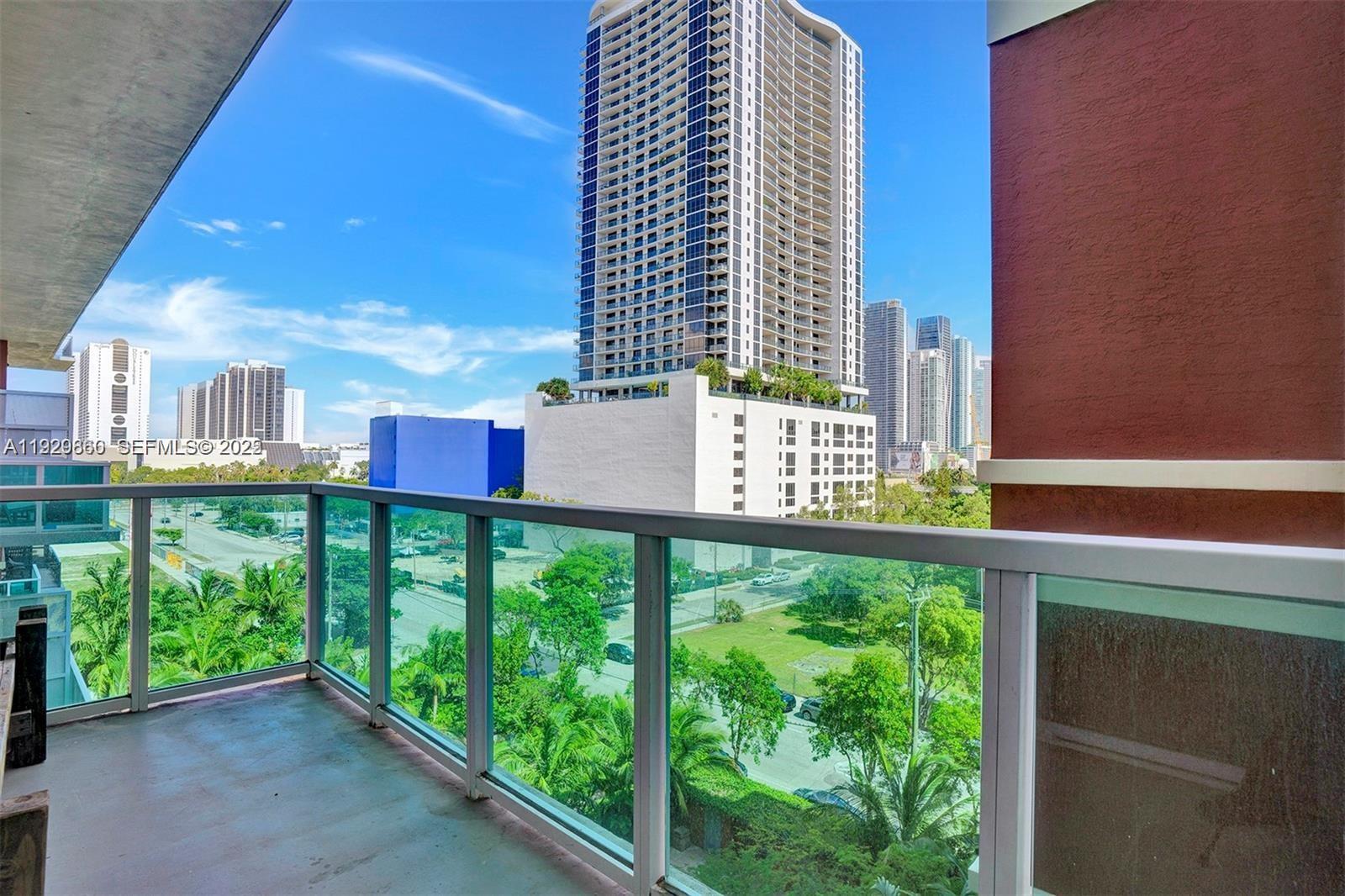 1749 NE Miami Ct #515 Miami, FL 33132