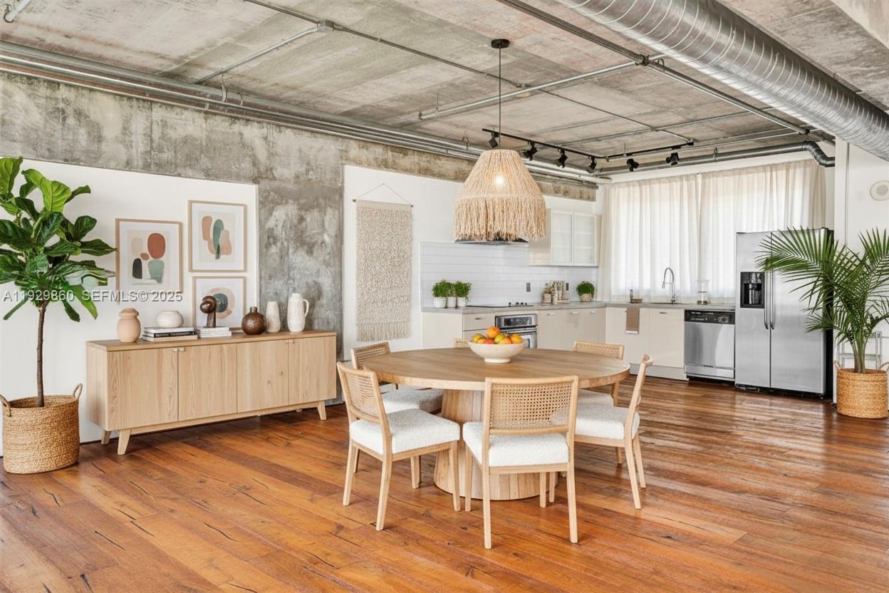 1749 NE Miami Ct #515 Miami, FL 33132