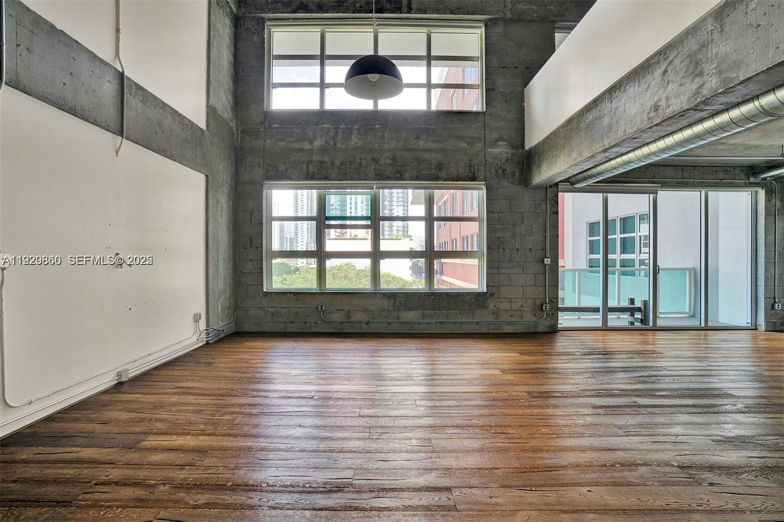 1749 NE Miami Ct #515 Miami, FL 33132