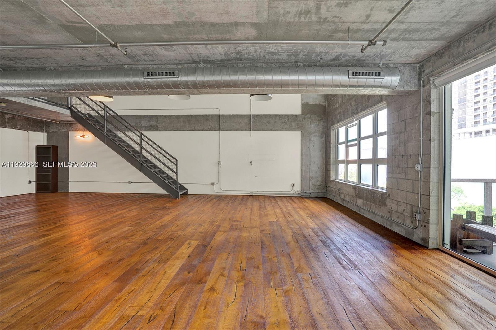 1749 NE Miami Ct #515 Miami, FL 33132