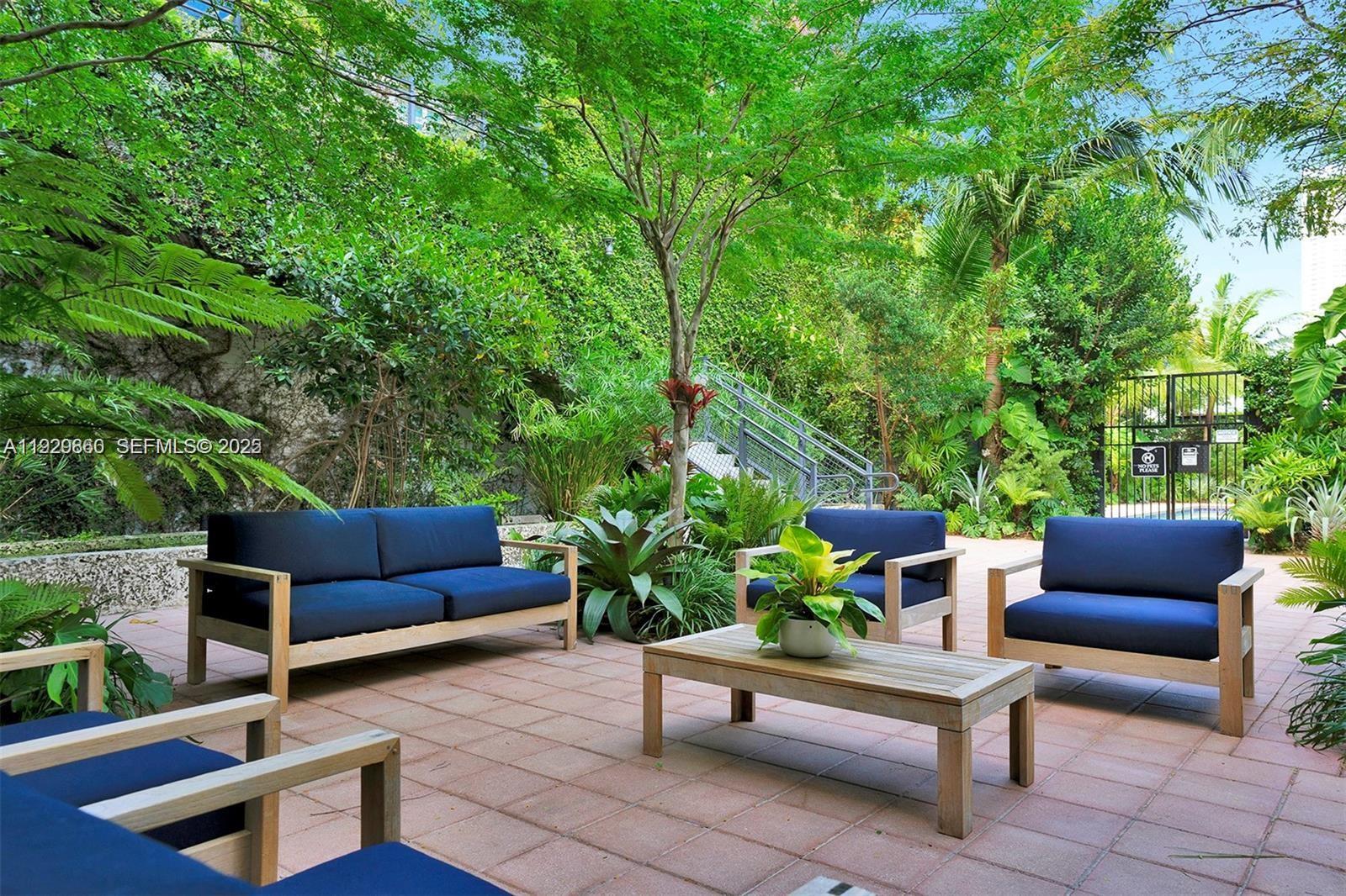 1749 NE Miami Ct #515 Miami, FL 33132