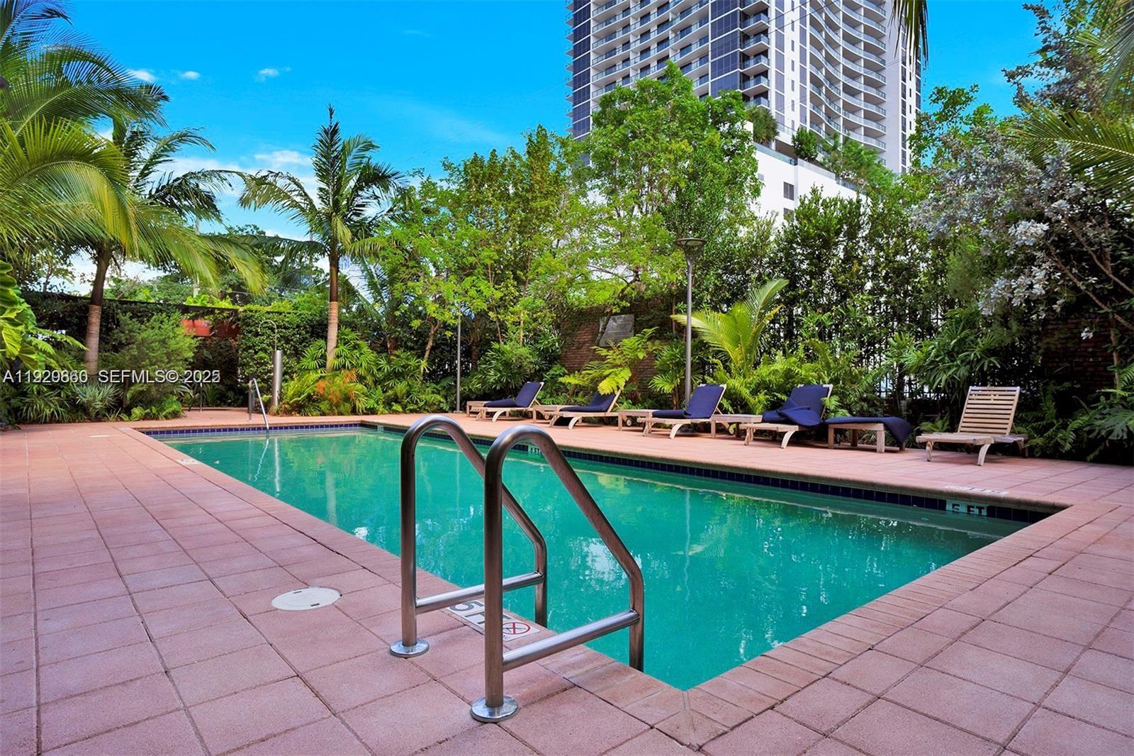 1749 NE Miami Ct #515 Miami, FL 33132