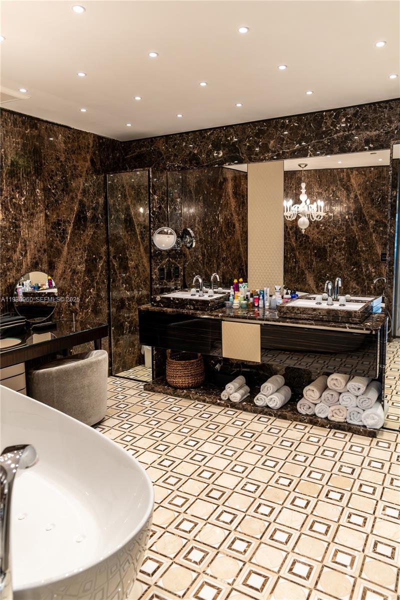 image The Palace at Bal Harbour40