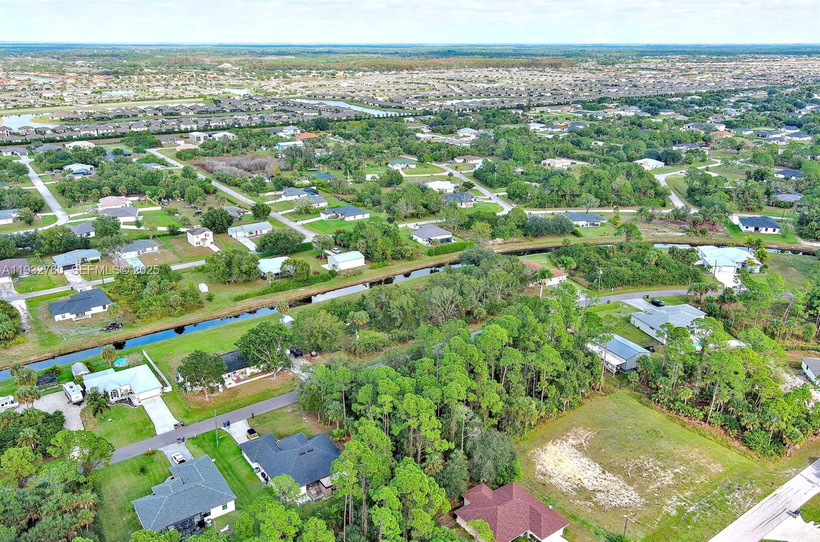 3847 Highlight St Fort Myers, FL 33905