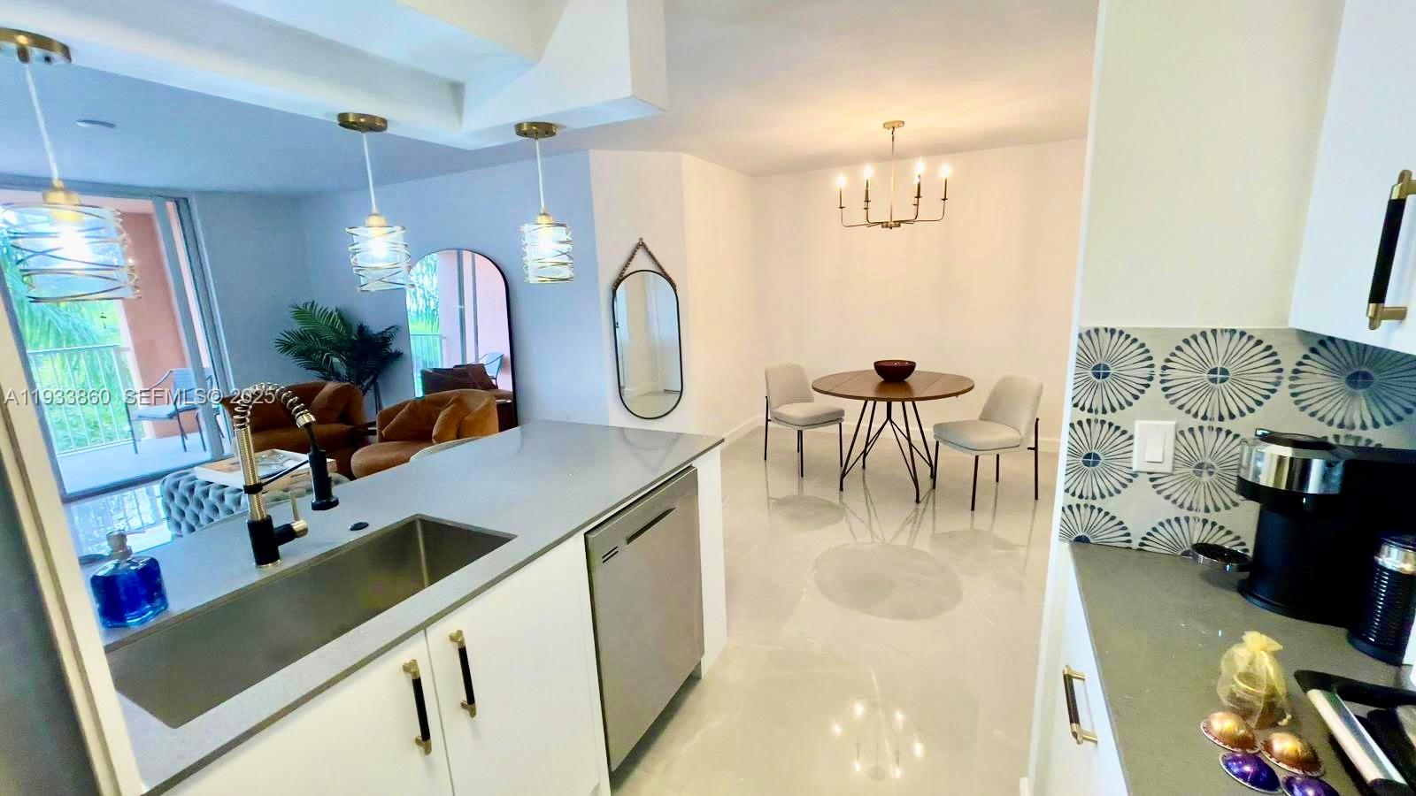 19901 E Country Clb Dr #2403 Aventura, FL 33180