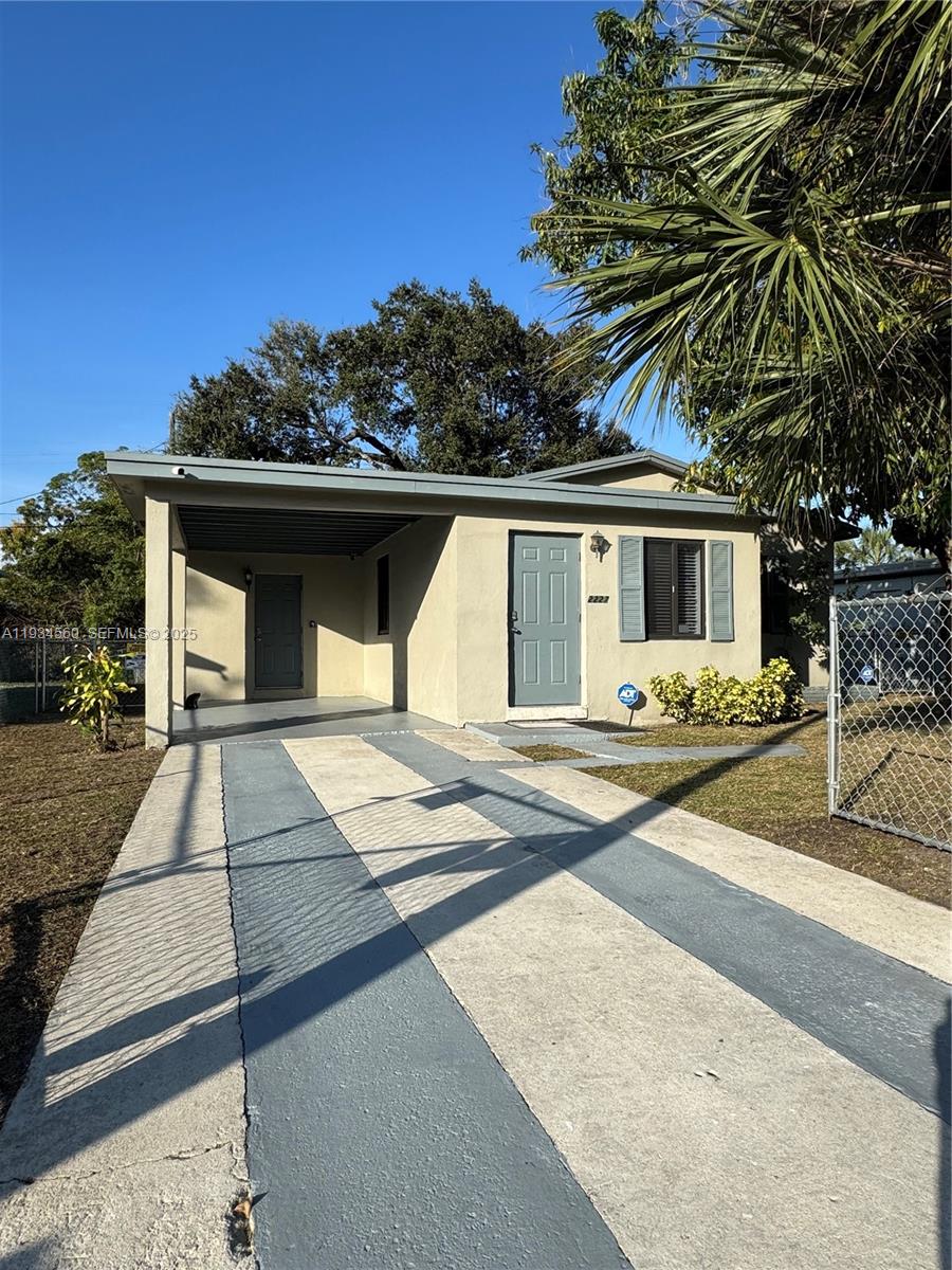 2227 NW 9th Ct Fort Lauderdale, FL 33311