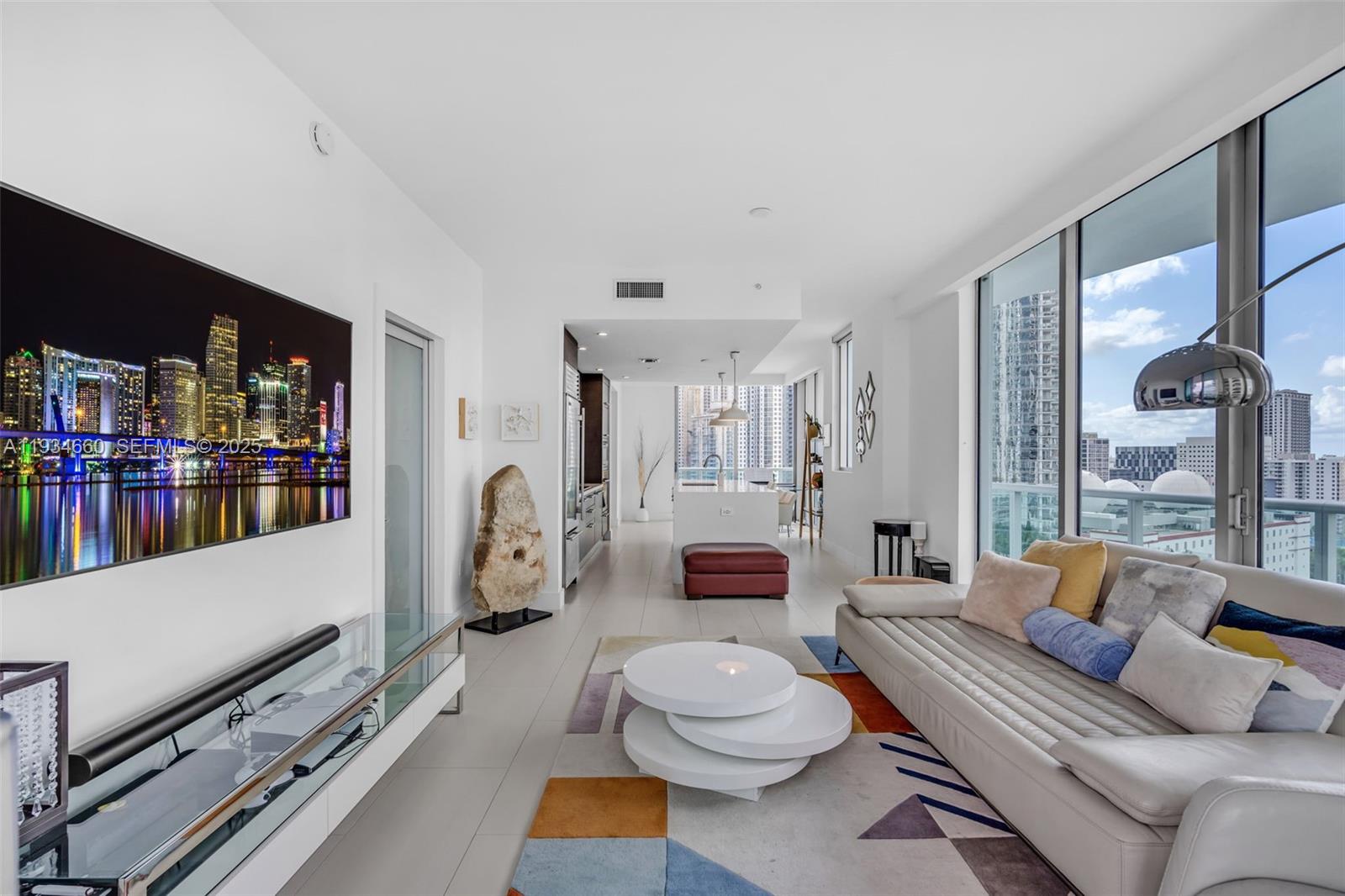 900 Biscayne Blvd #2312 Miami, FL 33132