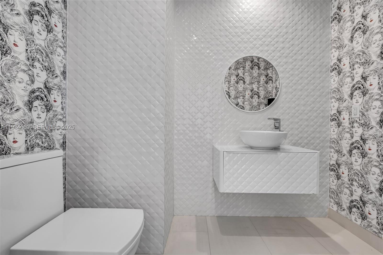 900 Biscayne Blvd #2312 Miami, FL 33132