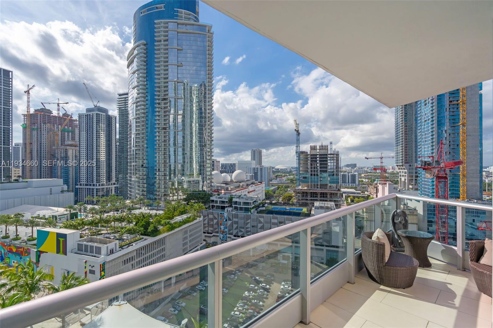 900 Biscayne Blvd #2312 Miami, FL 33132