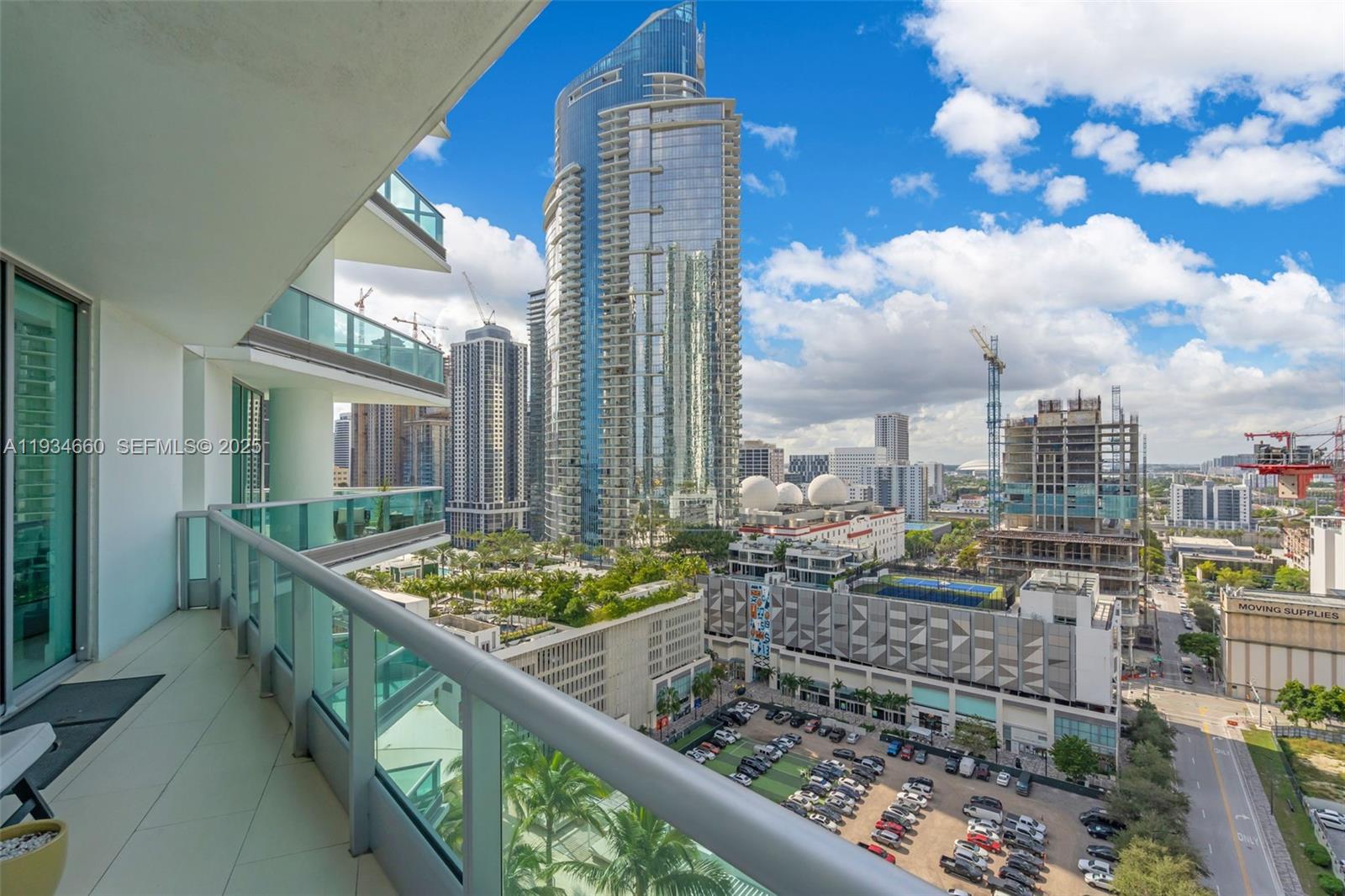 900 Biscayne Blvd #2312 Miami, FL 33132