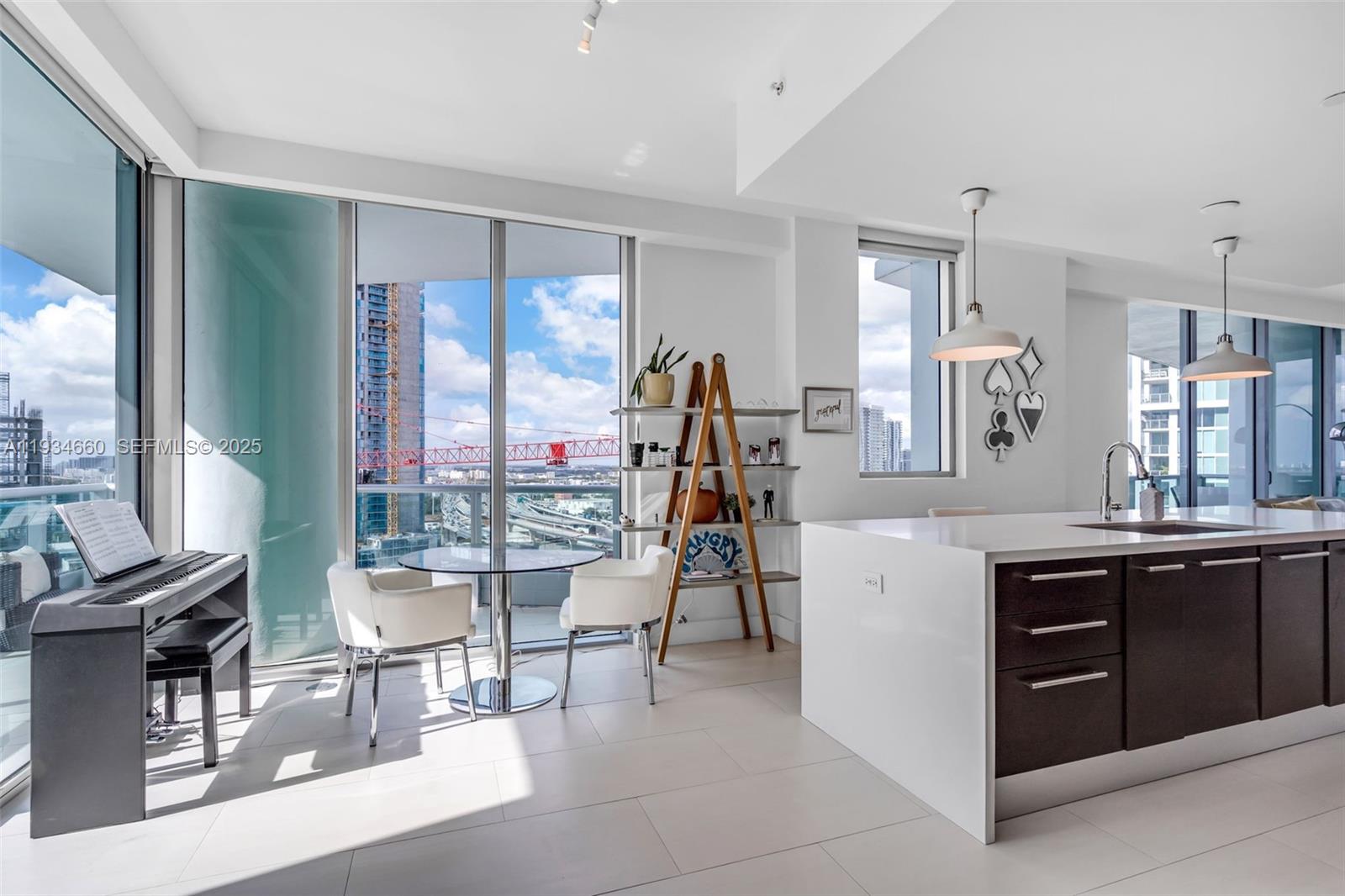 900 Biscayne Blvd #2312 Miami, FL 33132