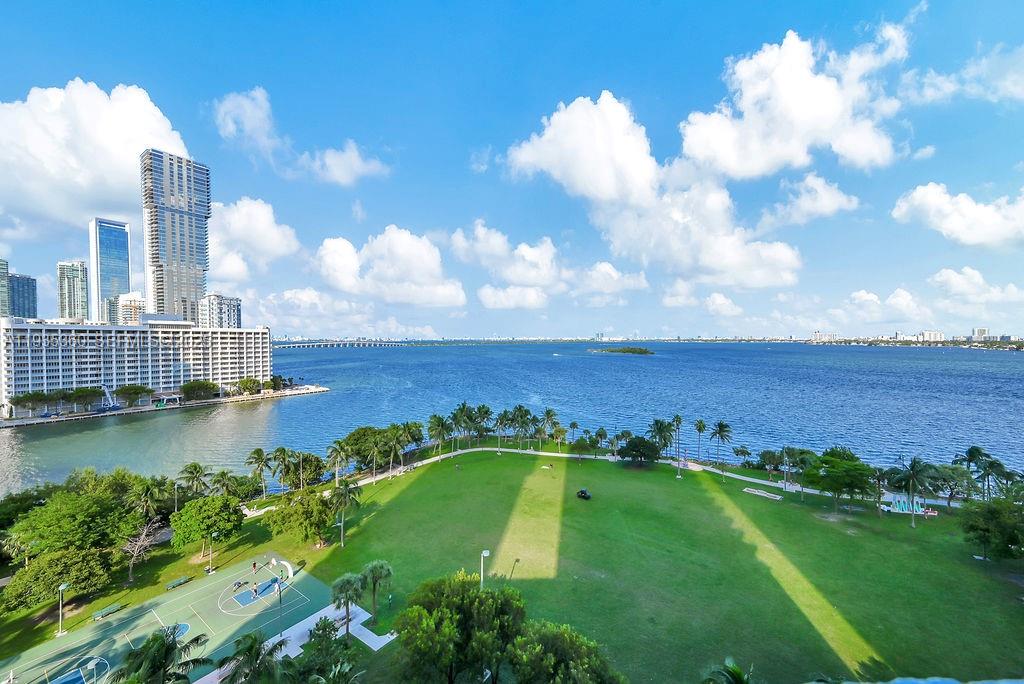 image Quantum on the Bay72