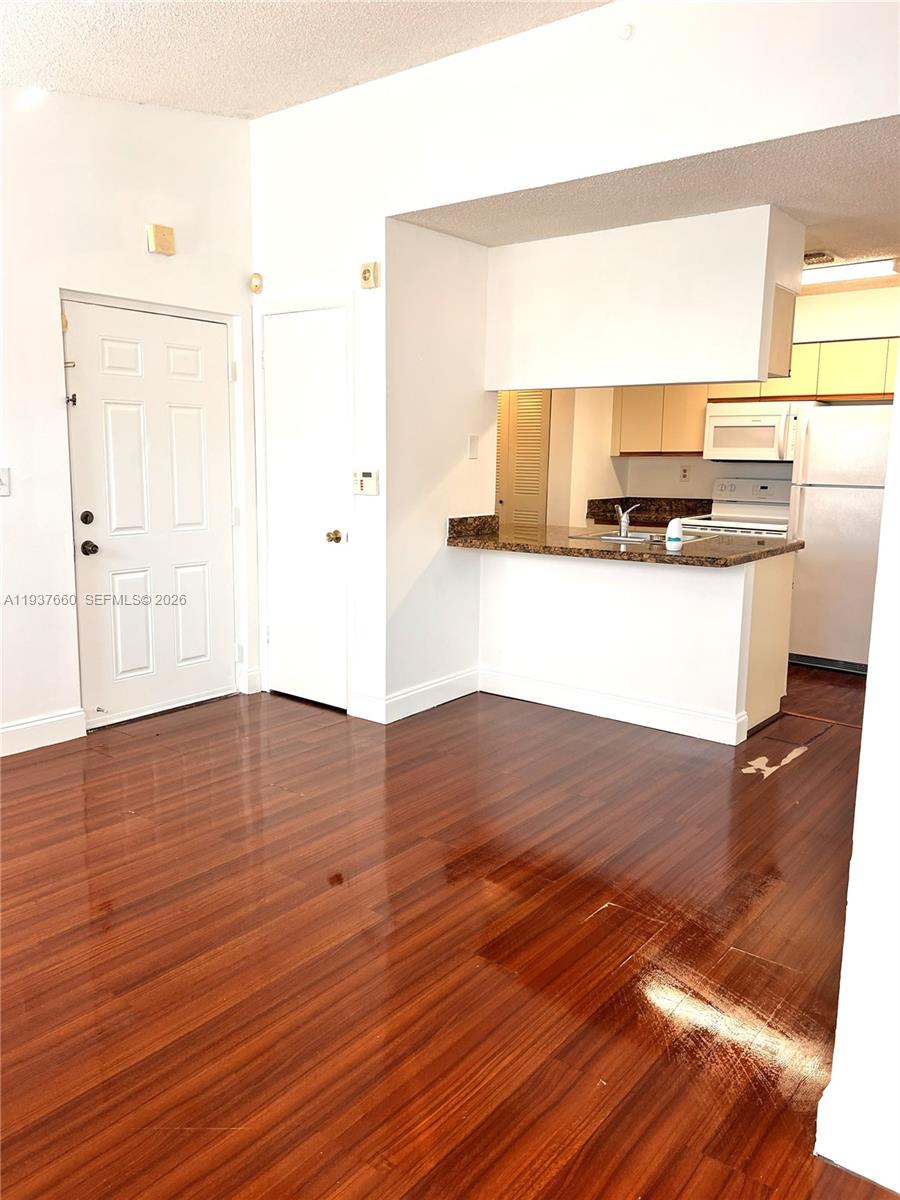 17500 NW 67th Ct #P-19