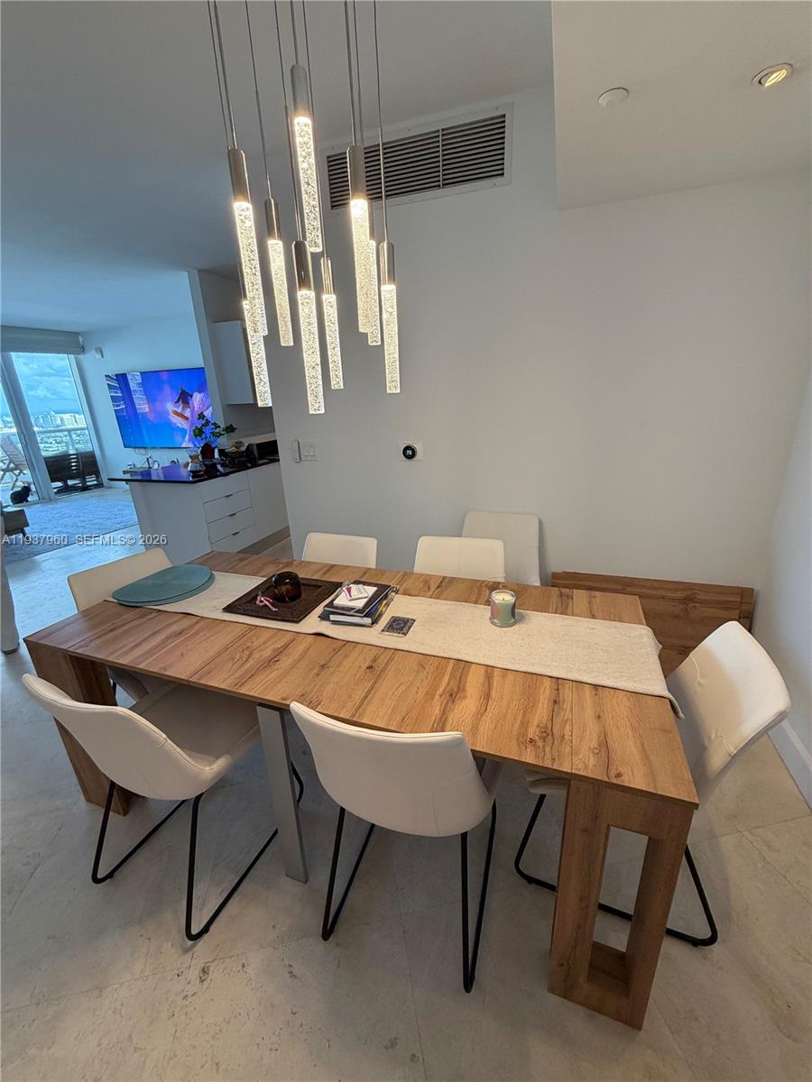 400 Alton Rd #LPH-3007 Miami Beach, FL 33139