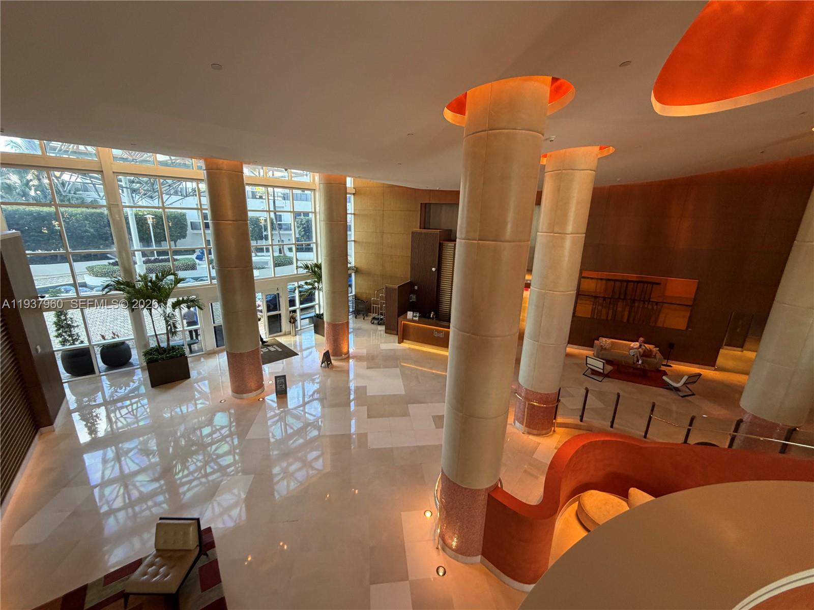 400 Alton Rd #LPH-3007 Miami Beach, FL 33139