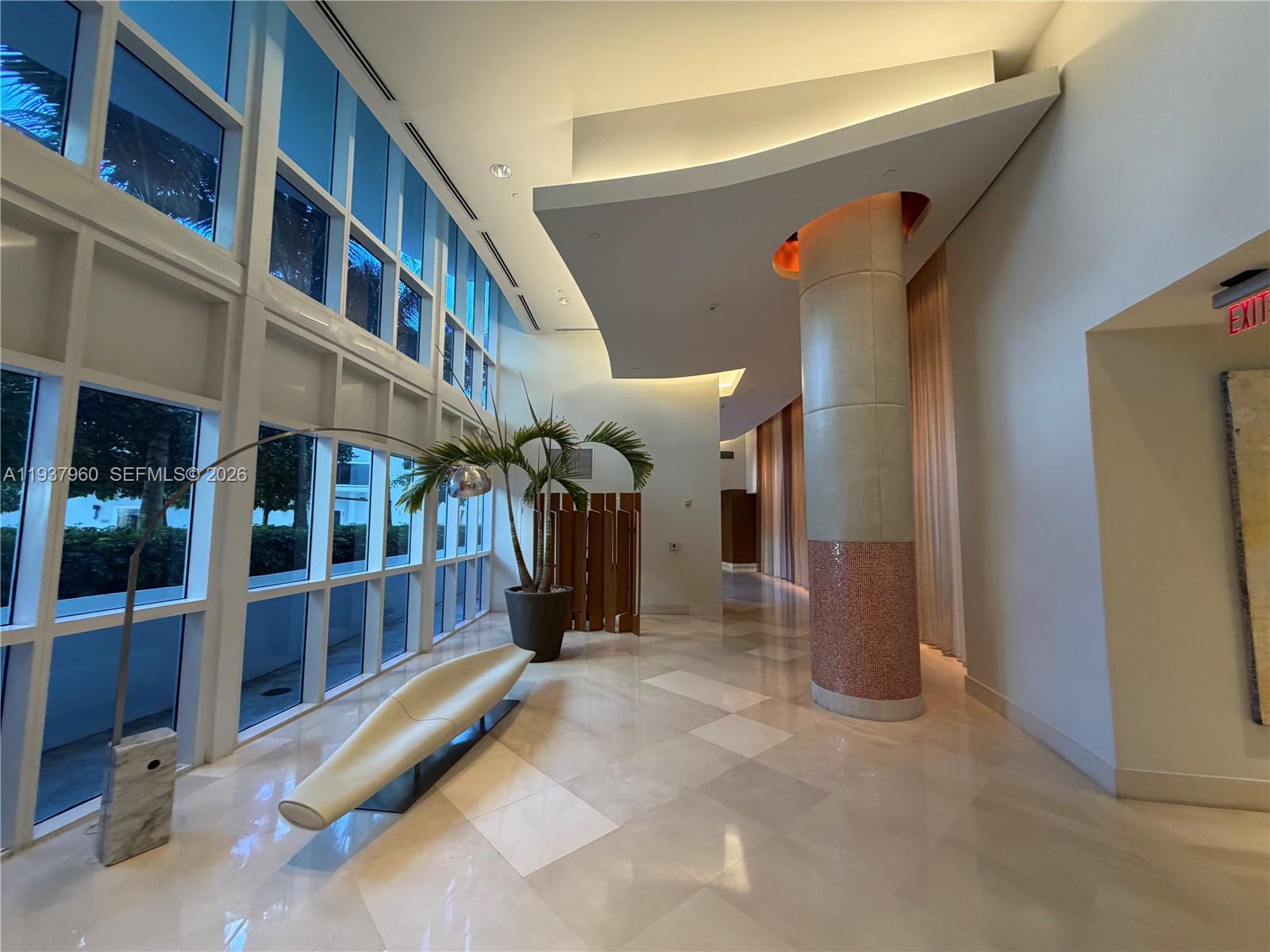 400 Alton Rd #LPH-3007 Miami Beach, FL 33139