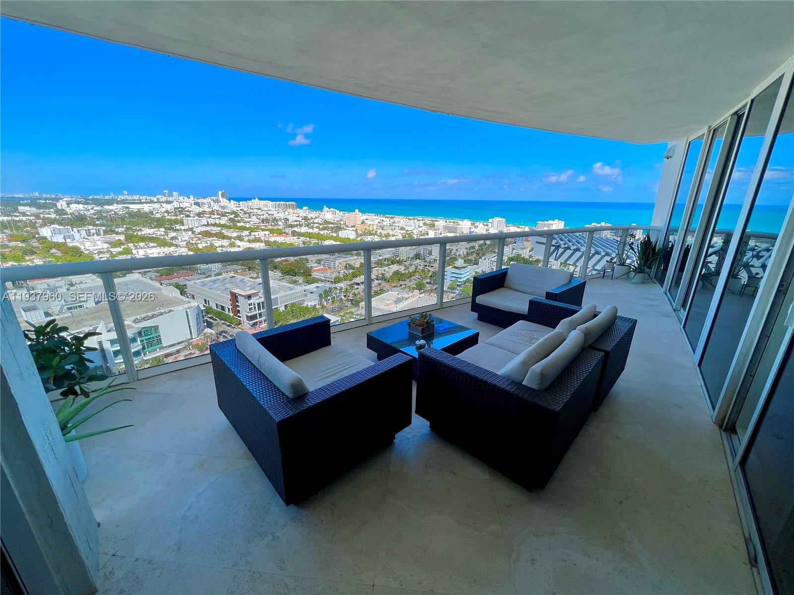 400 Alton Rd #LPH-3007 Miami Beach, FL 33139