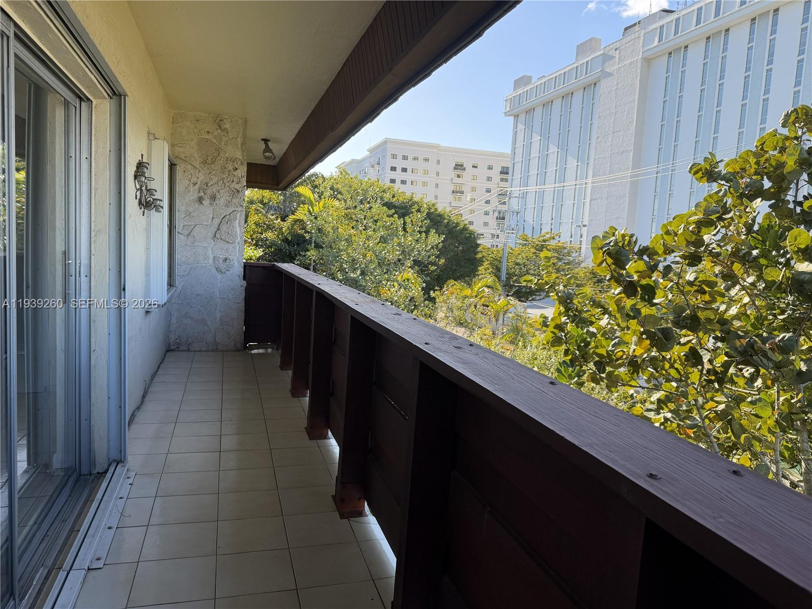 1205 Mariposa Ave #413 Coral Gables, FL 33146