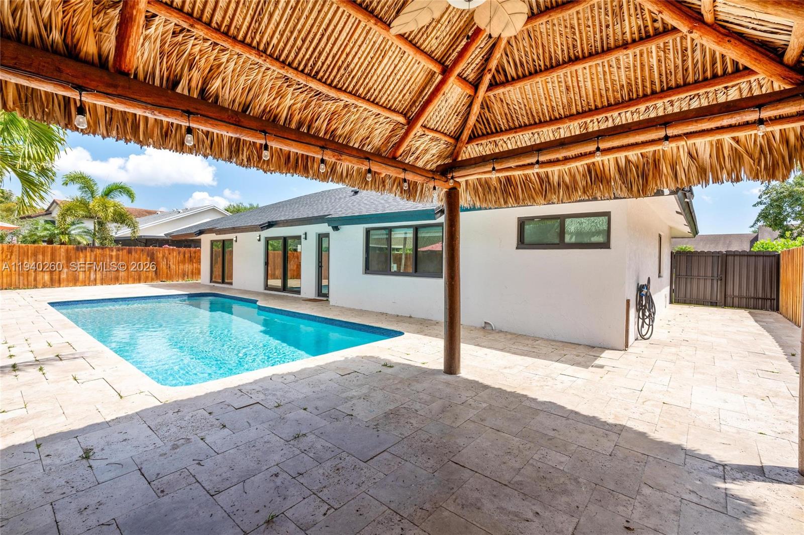 730 SW 95th Ter Pembroke Pines, FL 33025