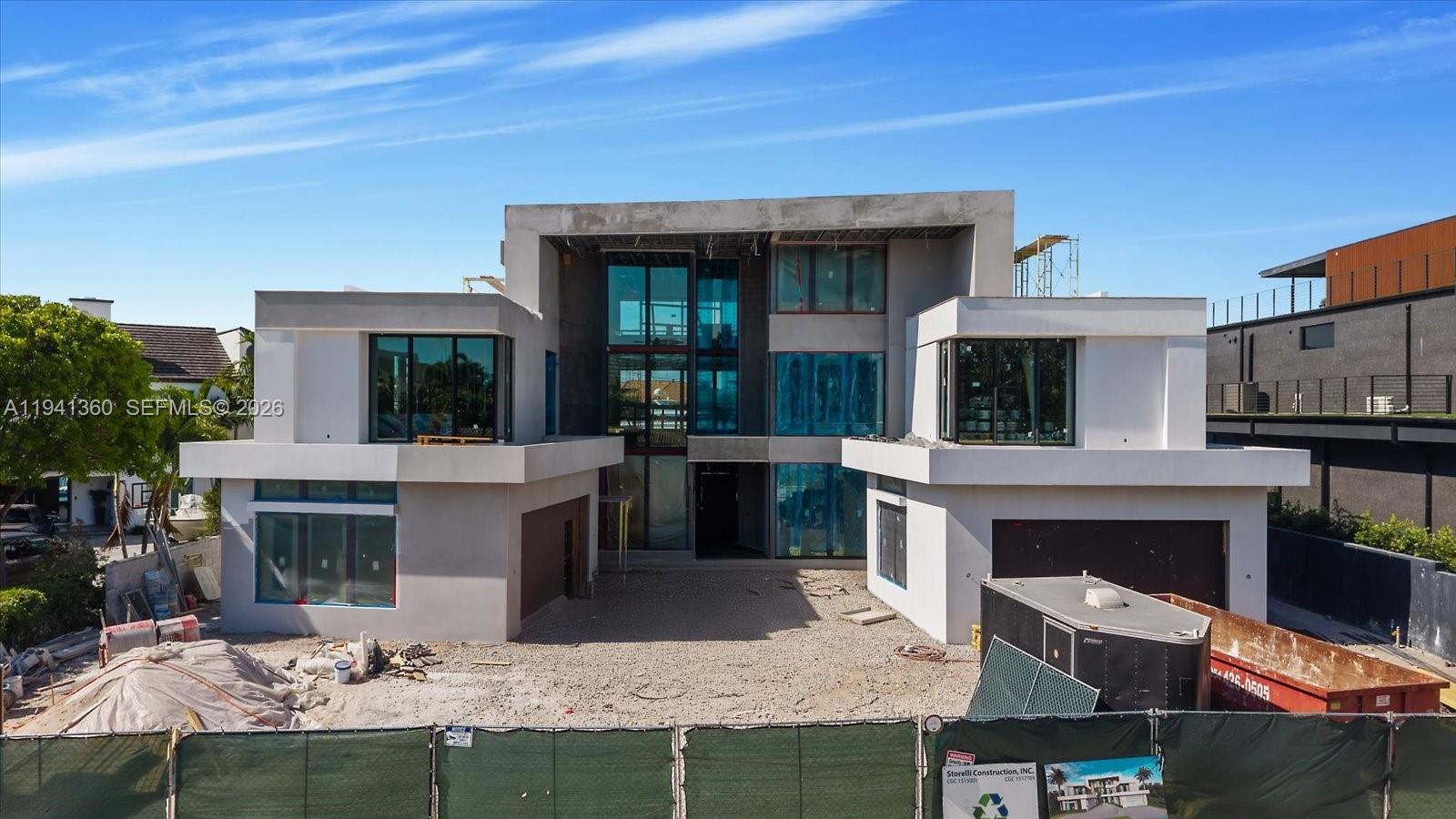 725 Middle Riv Dr Fort Lauderdale, FL 33304