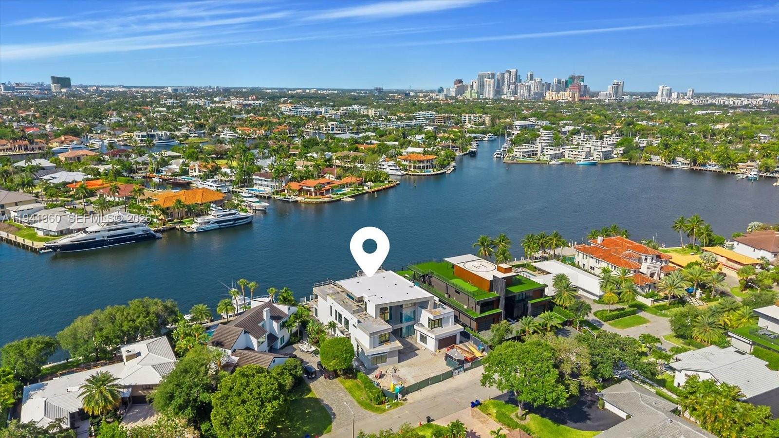 725 Middle Riv Dr Fort Lauderdale, FL 33304