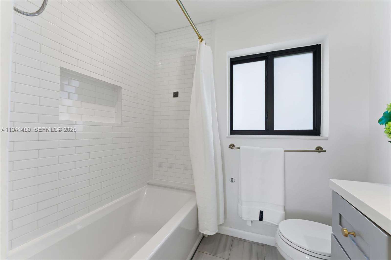 541 NE 105th St Miami Shores, FL 33138