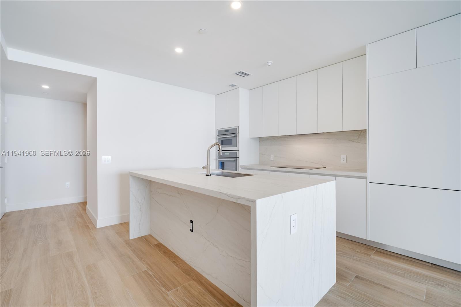 700 NE 24th St #4203 Miami, FL 33137