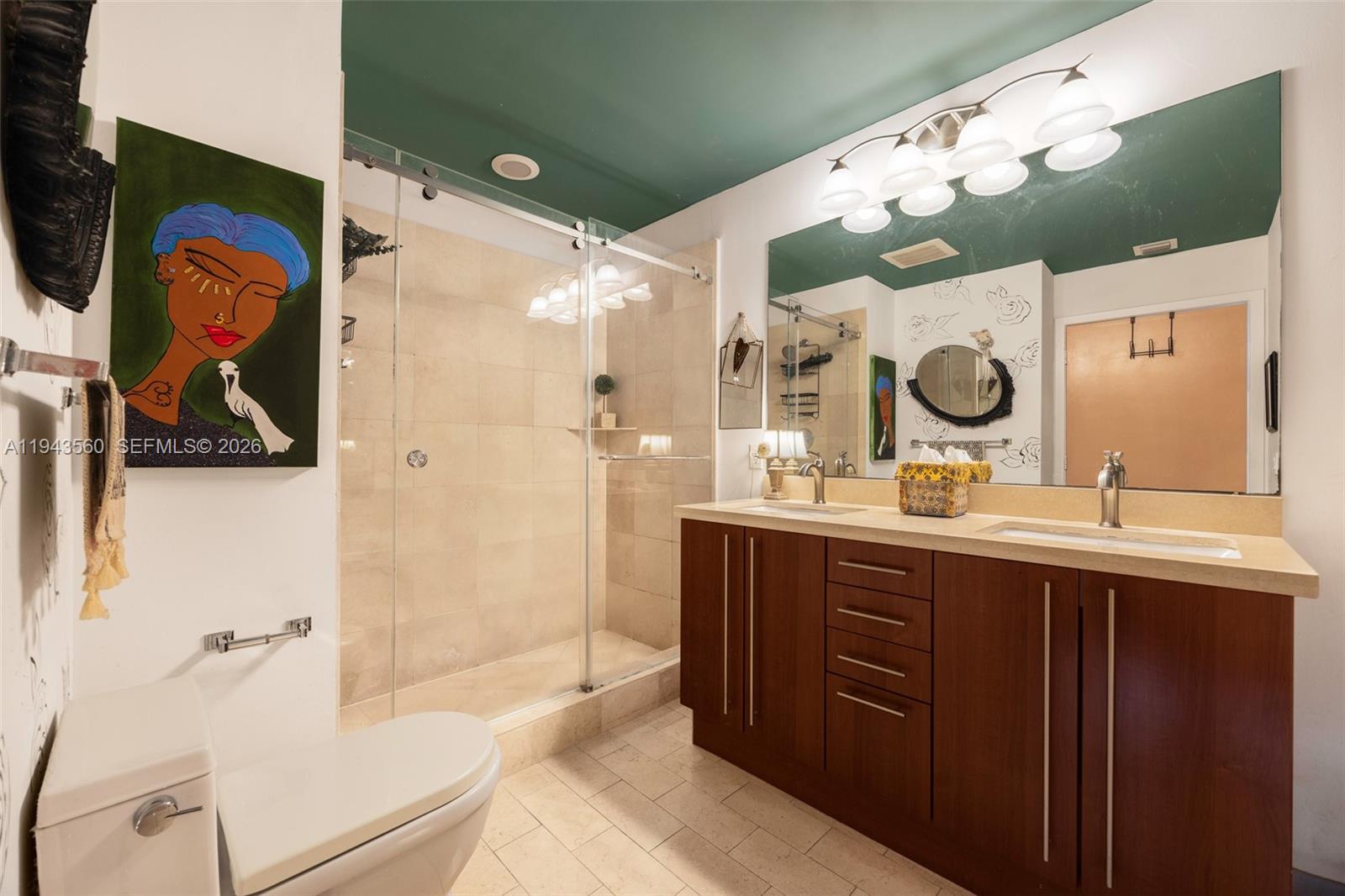 79 SW 12th St #PH3904-S Miami, FL 33130