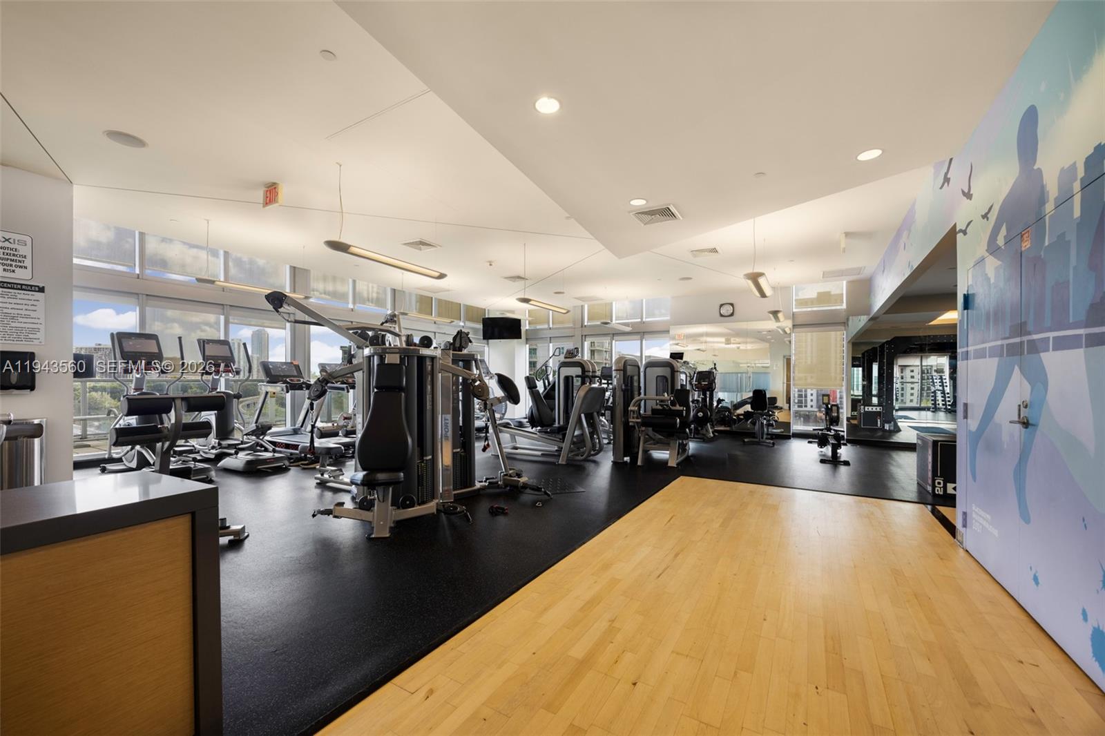 79 SW 12th St #PH3904-S Miami, FL 33130