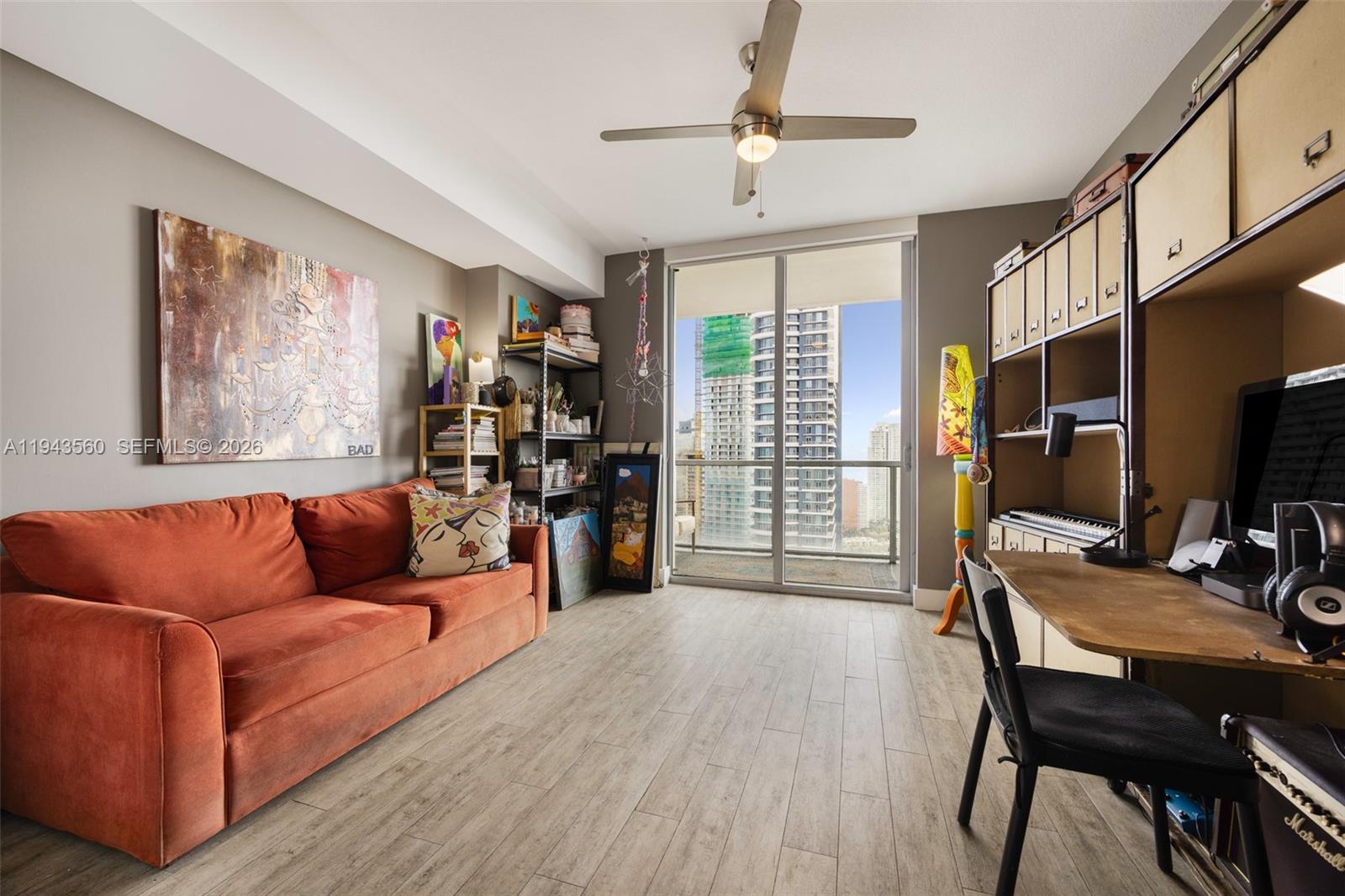 79 SW 12th St #PH3904-S Miami, FL 33130