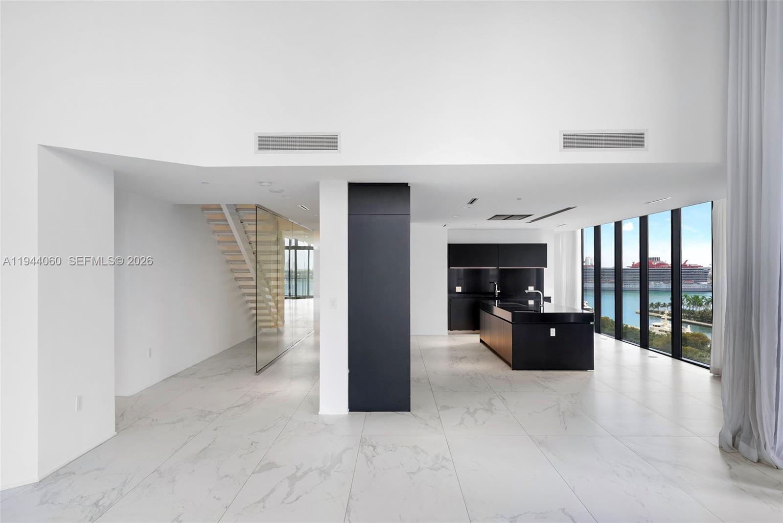 image One Thousand Museum (1000 Museum)34