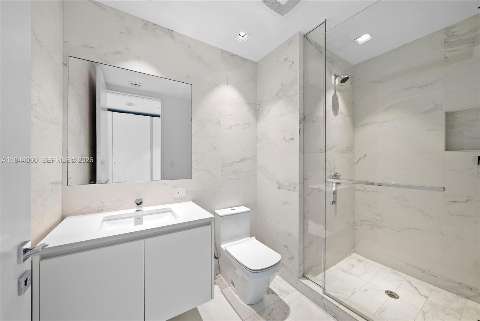 image One Thousand Museum (1000 Museum)41