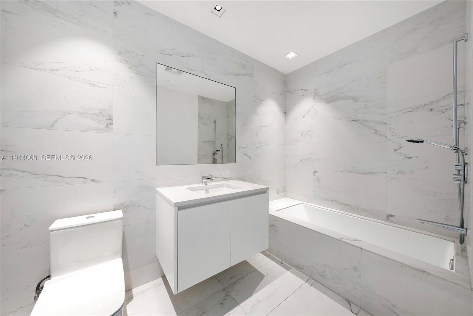 image One Thousand Museum (1000 Museum)53