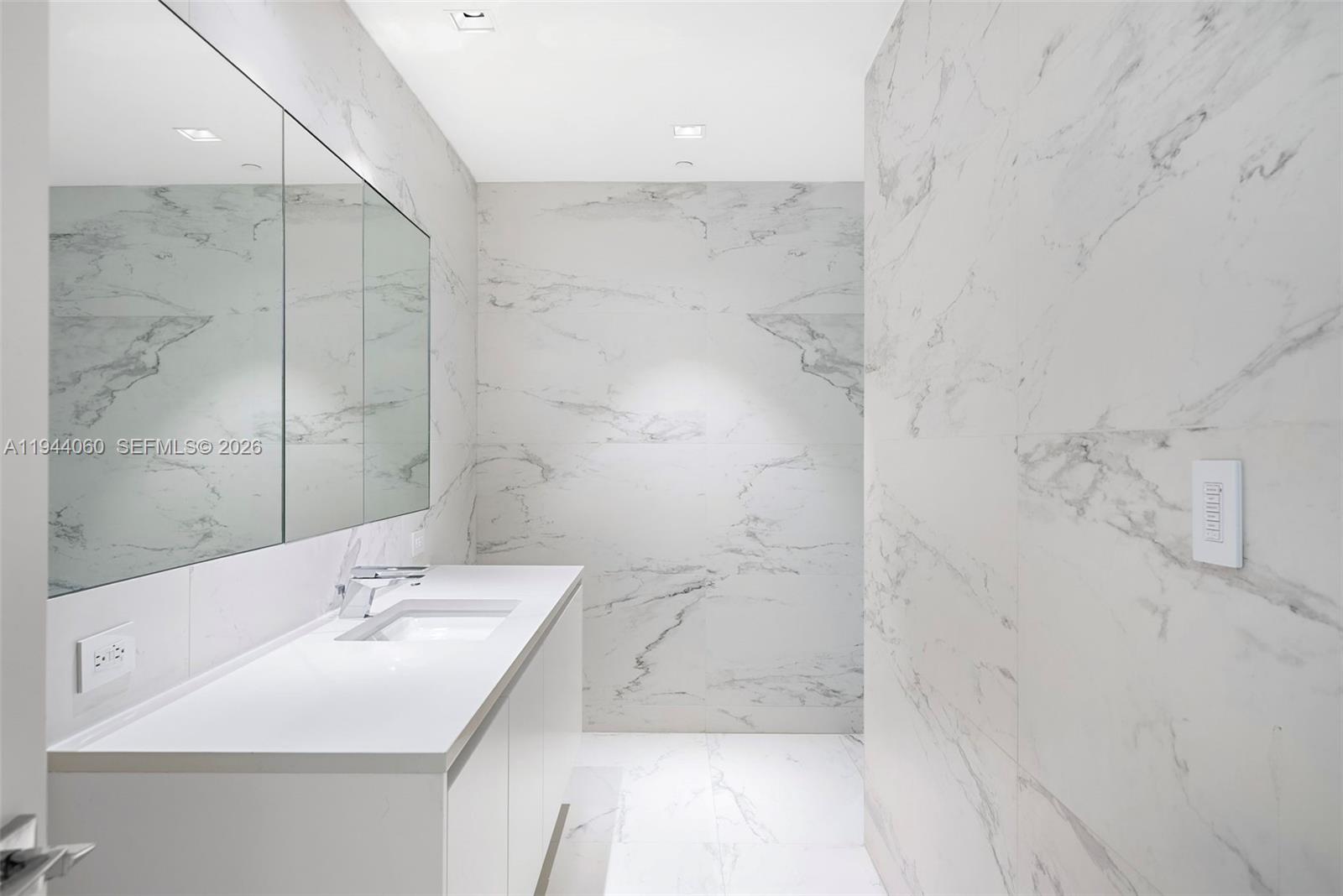 image One Thousand Museum (1000 Museum)65