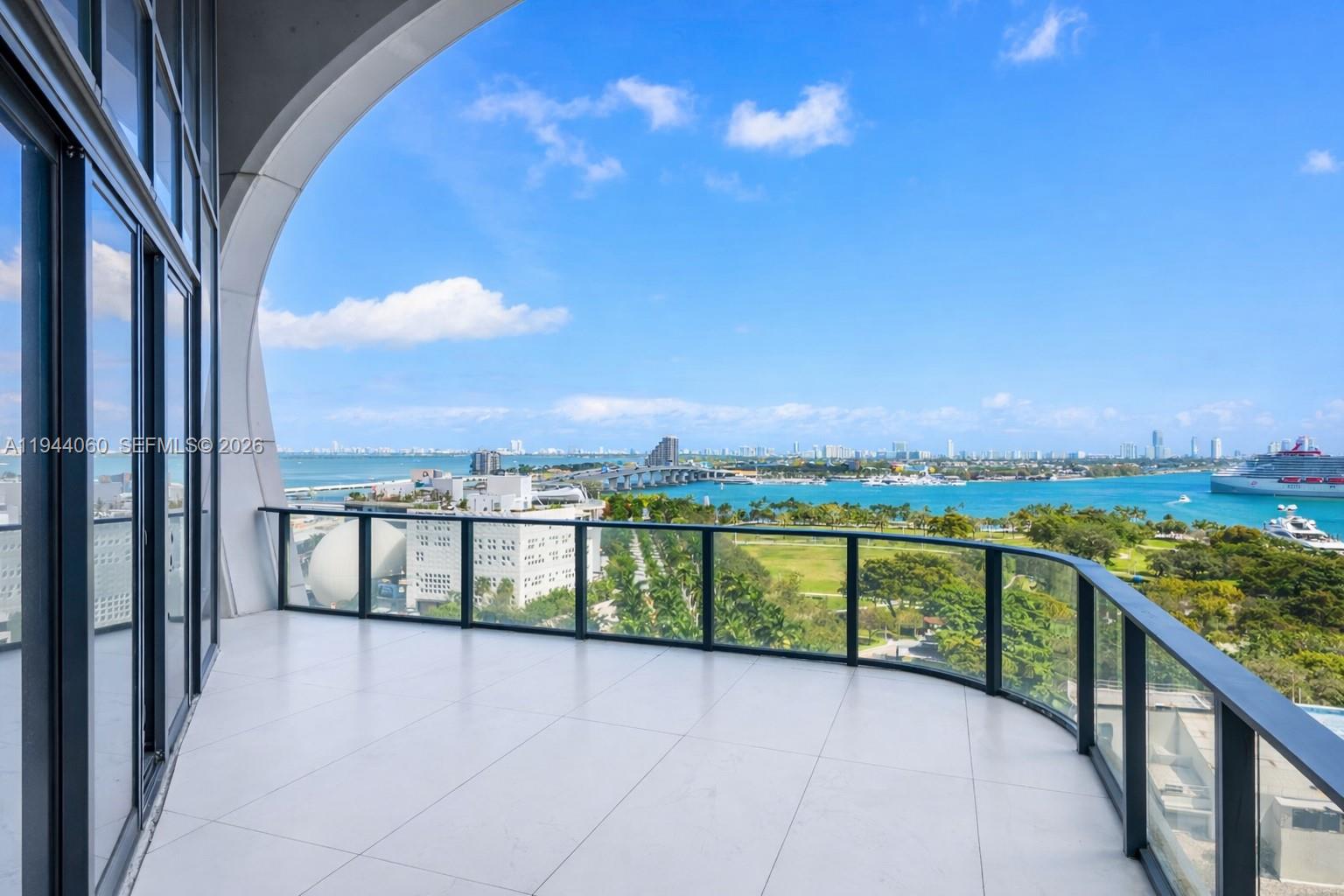 image One Thousand Museum (1000 Museum)87