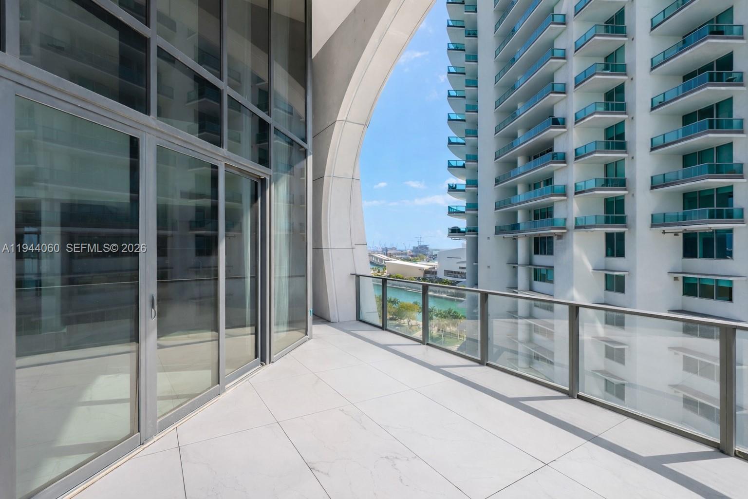 image One Thousand Museum (1000 Museum)88