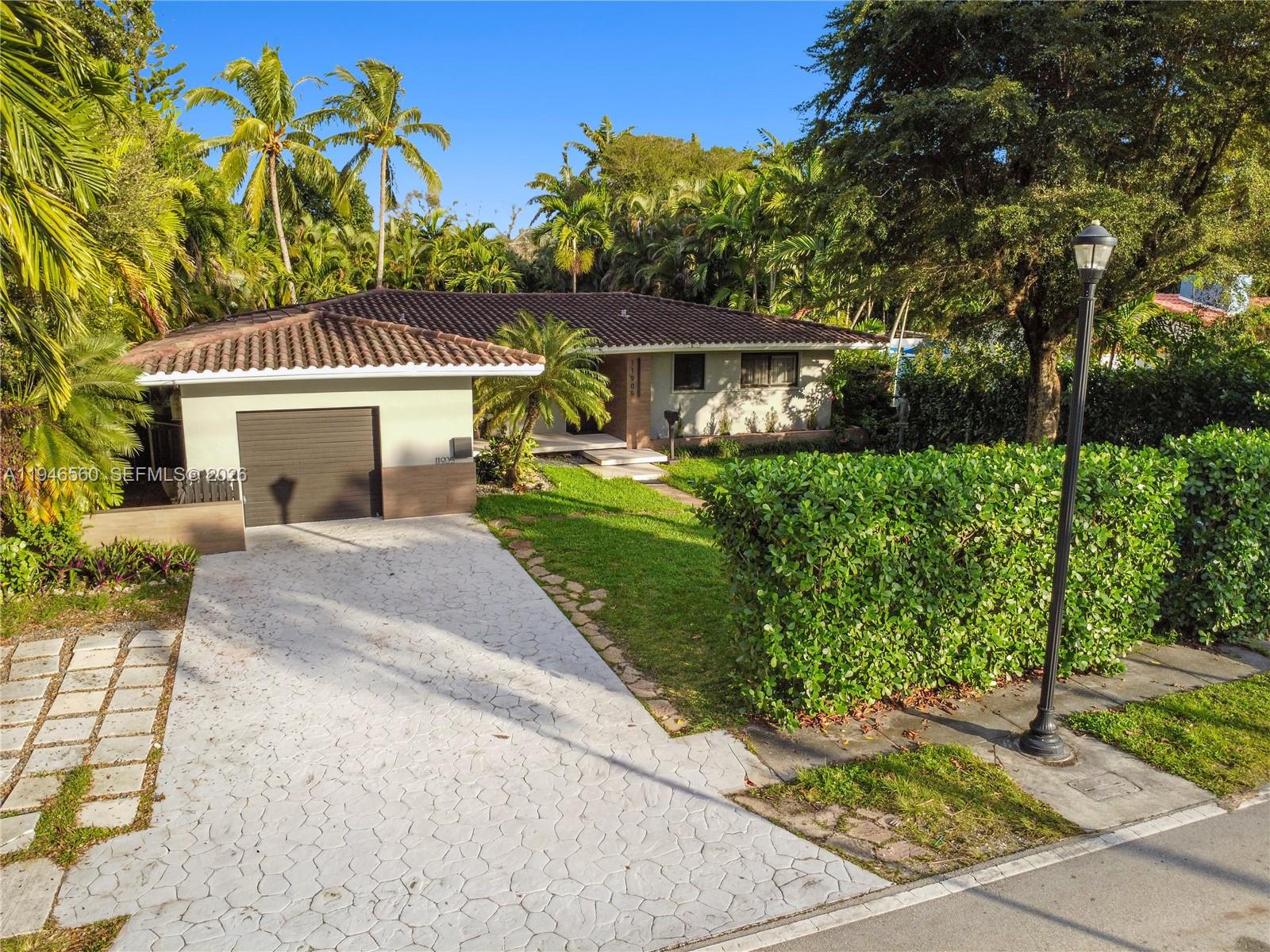 11905 NE 6th Ave Biscayne Park, FL 33161