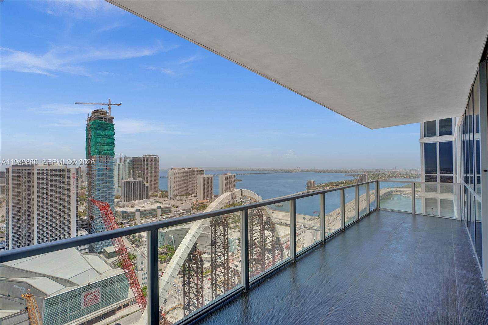 1100 Biscayne Blvd #3708 Miami, FL 33132